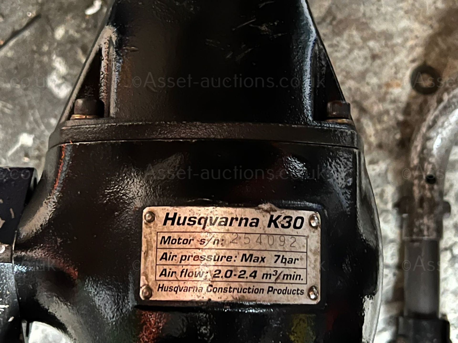 2012 HUSQVARNA K30 PNEUMATIC DISC CUTTER, NO BLADE, SUITABLE FOR AIR COMPRESSOR *PLUS VAT* - Image 8 of 8