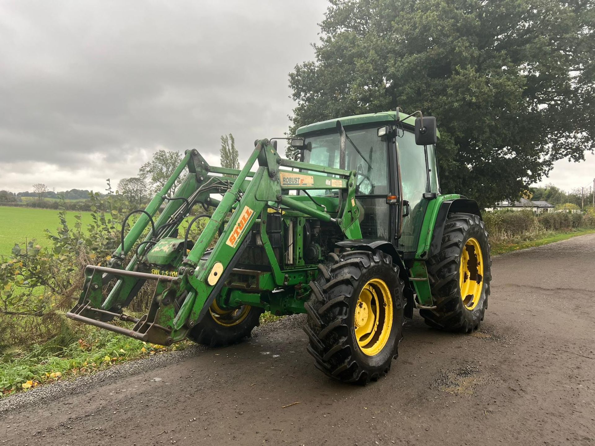 2003 JOHN DEERE 6310 99hp 4WD TRACTOR WITH STROLL FRONT LOADER, RUNS DRIVES AND WORKS *PLUS VAT* - Image 4 of 18