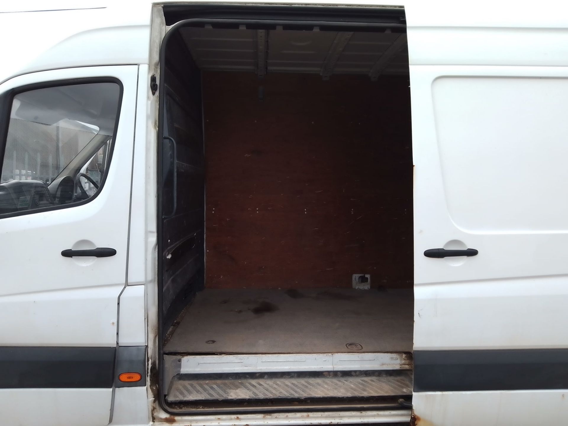 2010 MERCEDES-BENZ SPRINTER 313 2.1 CDI WHTIE PANEL VAN, AIR CONDIITONING *PLUS VAT* - Image 8 of 13