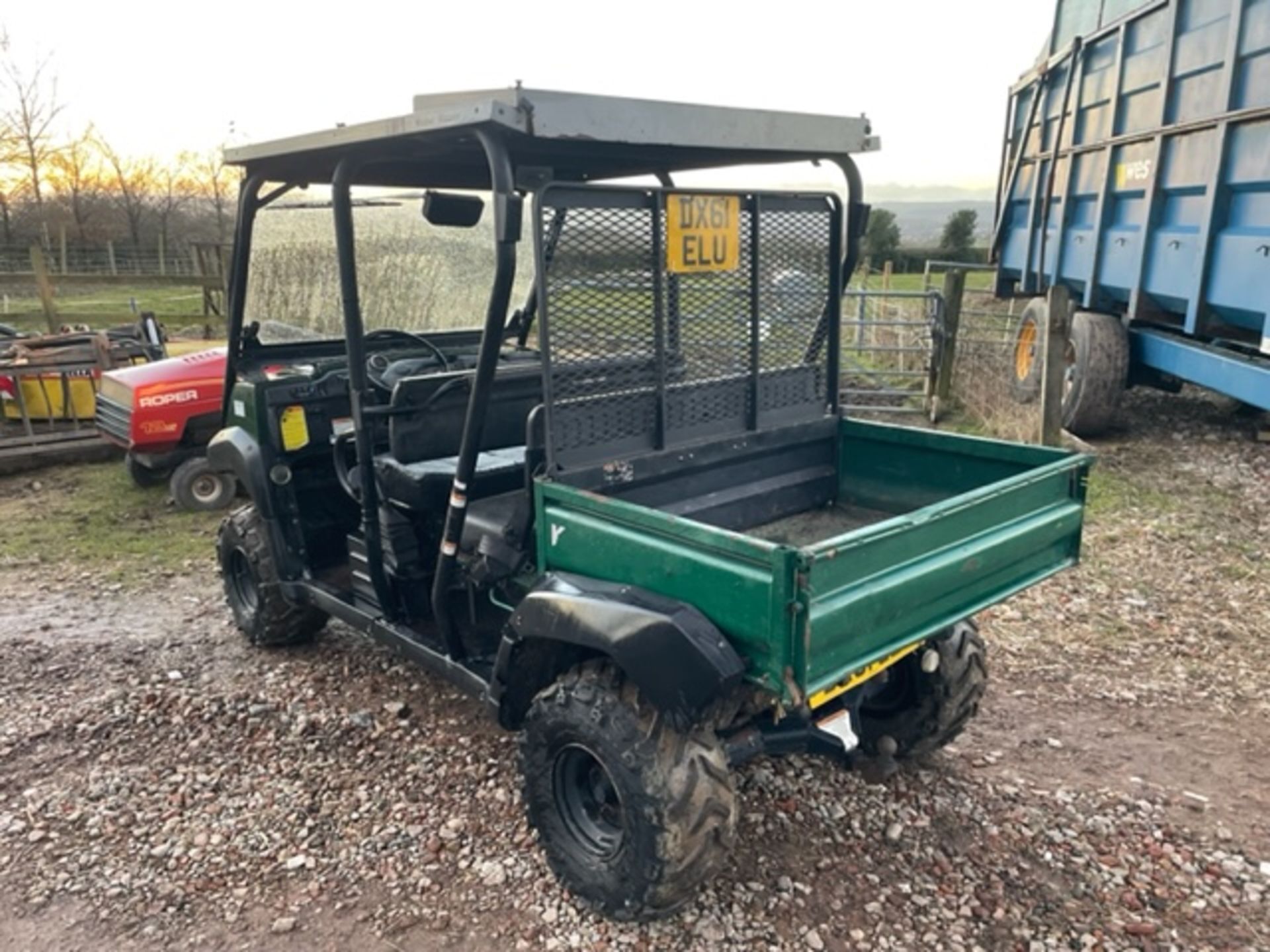 KAWASAKI MULE 4010, REAR SEATS FOLD AND TURSN INTO 2 SEATER WITH EXTENDED BED, 1983 HOURS *PLUS VAT* - Image 4 of 8
