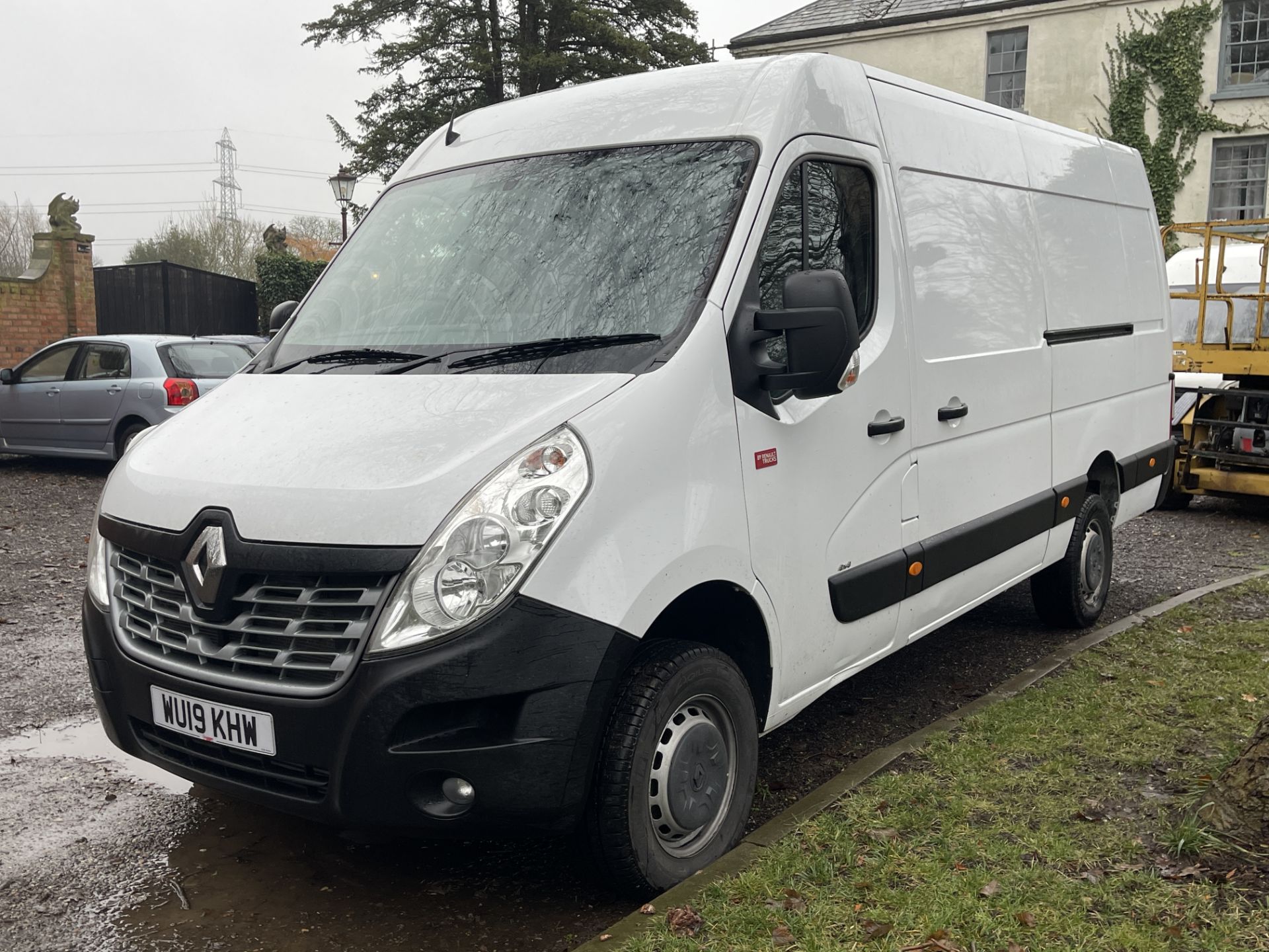 4x4 2019 RENAULT TRUCKS MASTER 35 LWB 4x4 WHITE PANEL VAN, 20K MILES *PLUS VAT* CAMPER? SWAMPER?