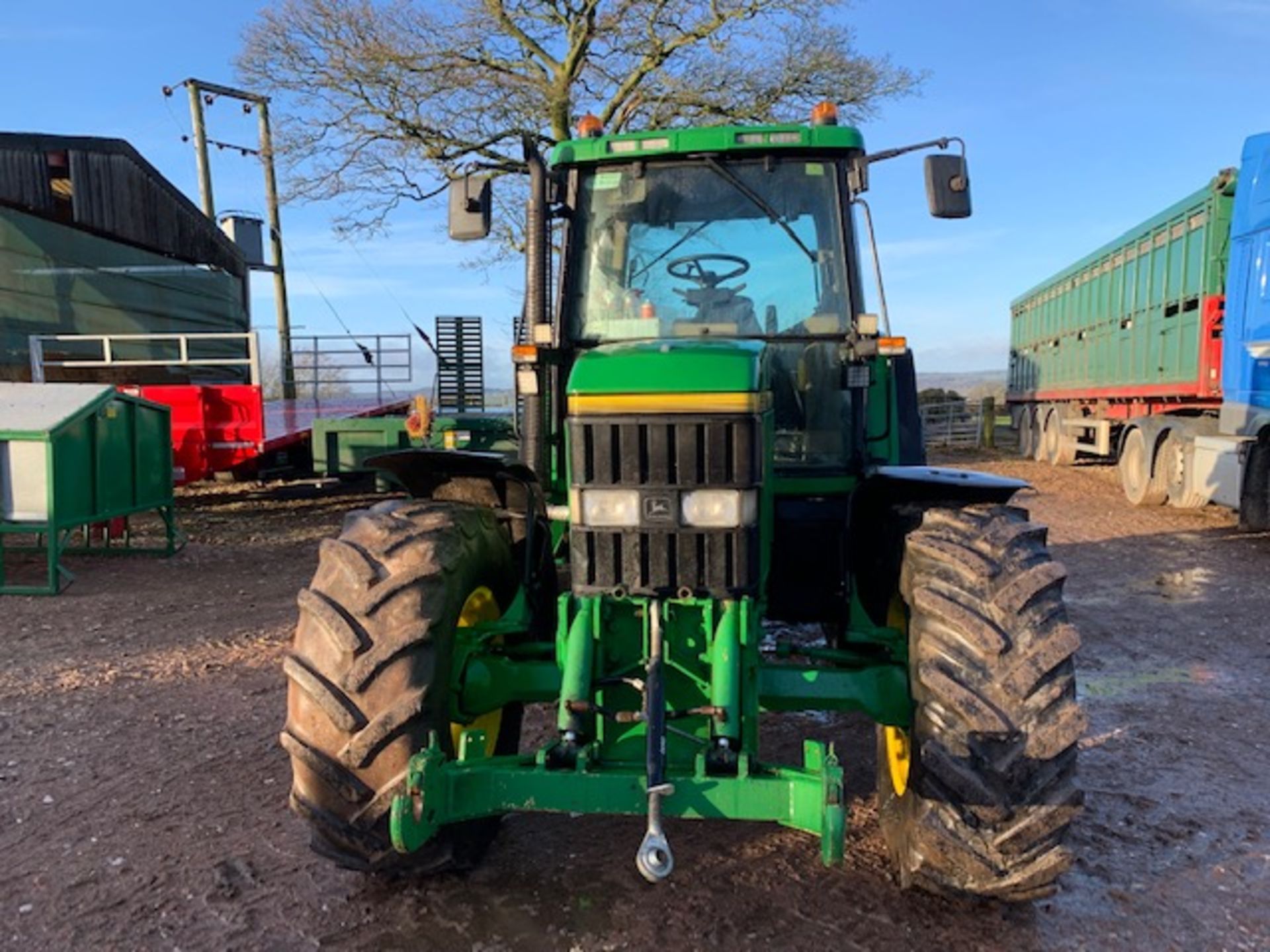 JOHN DEERE 6600 TRACTOR, POWER QUAD GEARBOX, 7300 HOURS, 3 SPOOLS, FULL V5 *PLUS VAT* - Image 4 of 11