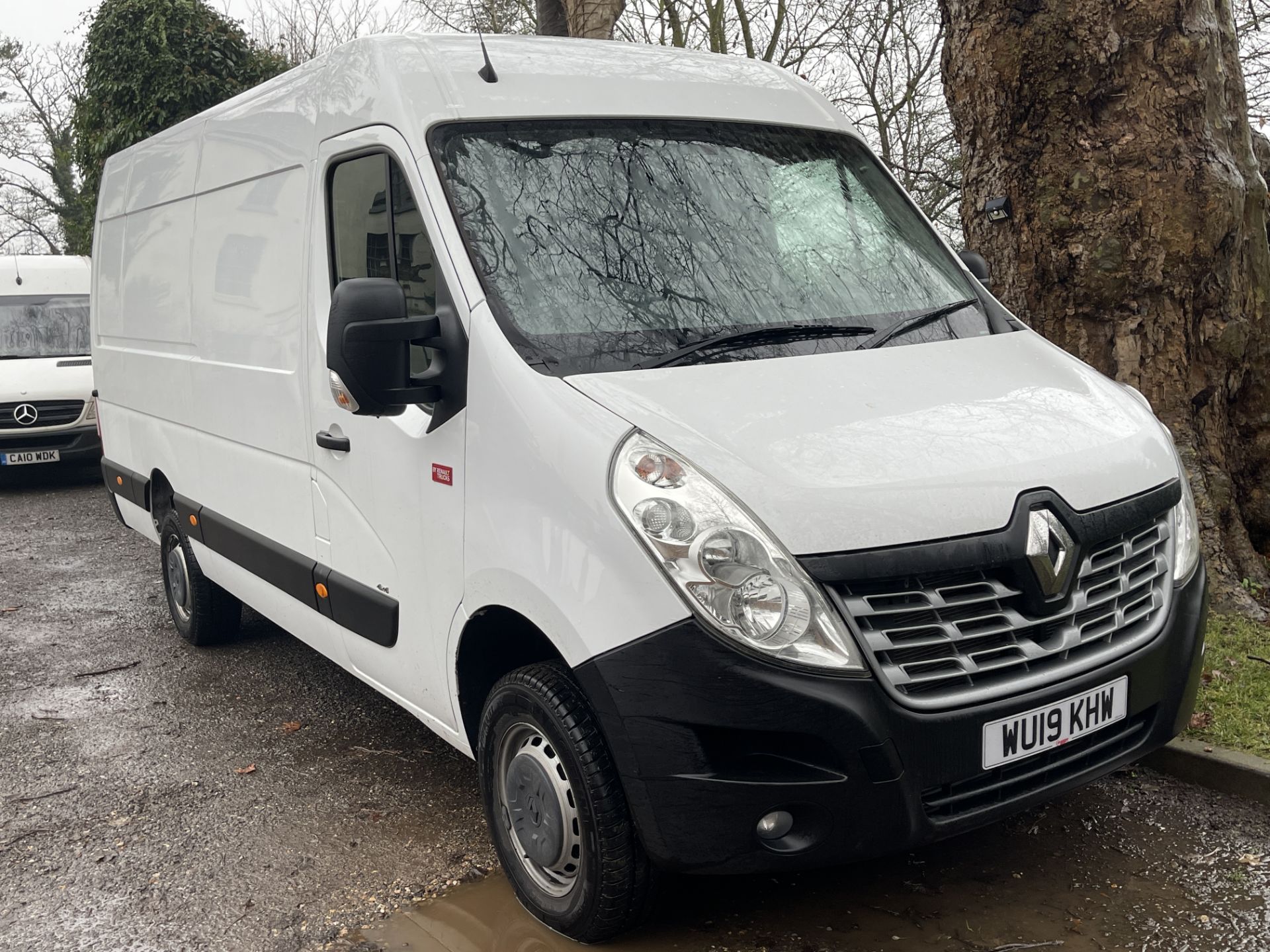 4x4 2019 RENAULT TRUCKS MASTER 35 LWB 4x4 WHITE PANEL VAN, 20K MILES *PLUS VAT* CAMPER? SWAMPER? - Image 9 of 36