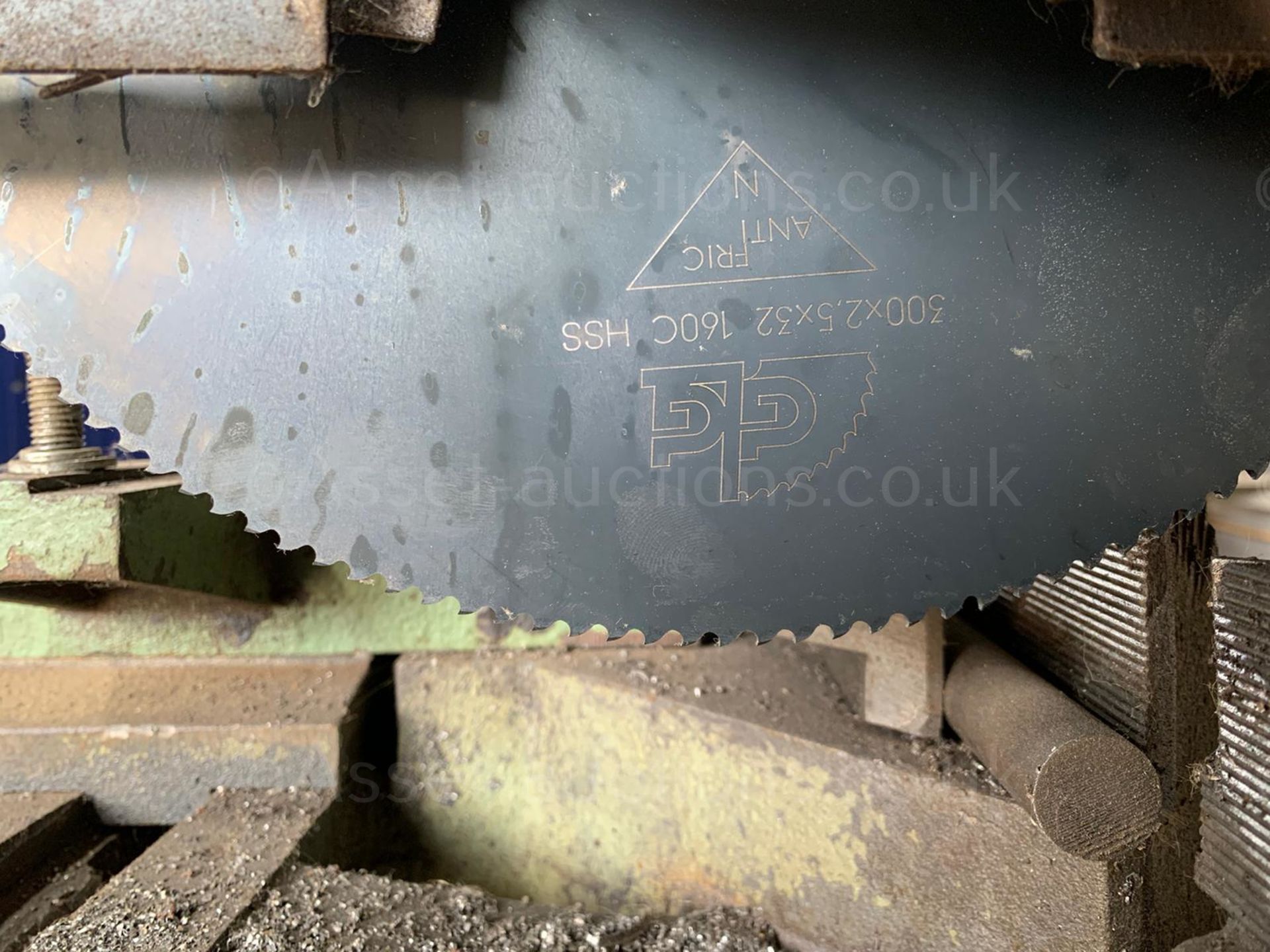 STEEL SAW, THREE PHASE 2 SPEED, MITRE CUT, COOLANT PUMP, NEW 300mm DIAMETER BLADE *PLUS VAT* - Image 4 of 6