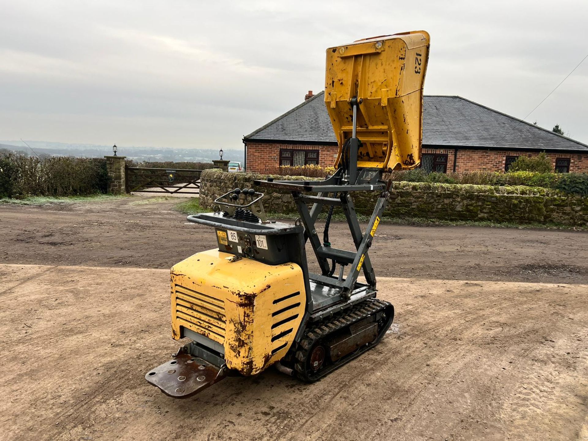 2015 MESSERSI TC95D/CH2N WALK BEHIND OR STAND ON DIESEL TRACKED DUMPER *PLUS VAT* - Image 3 of 19