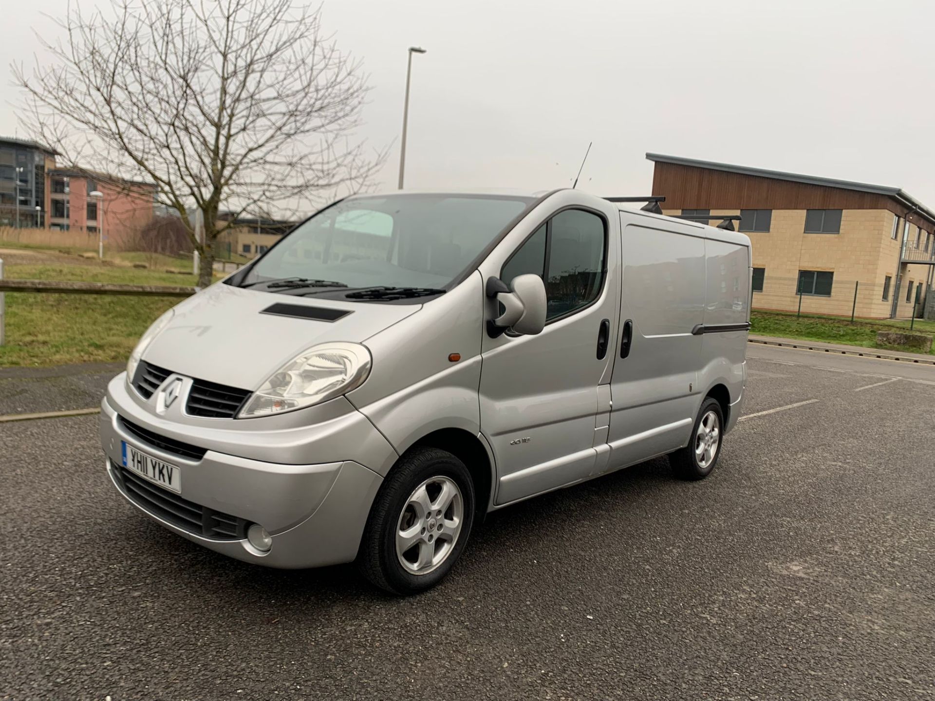 2011 RENAULT TRAFIC SL27 SPORT DCI 115 SILVER PANEL VAN, 134,138 MILES, 2.0 DIESEL *NO VAT* - Image 3 of 20