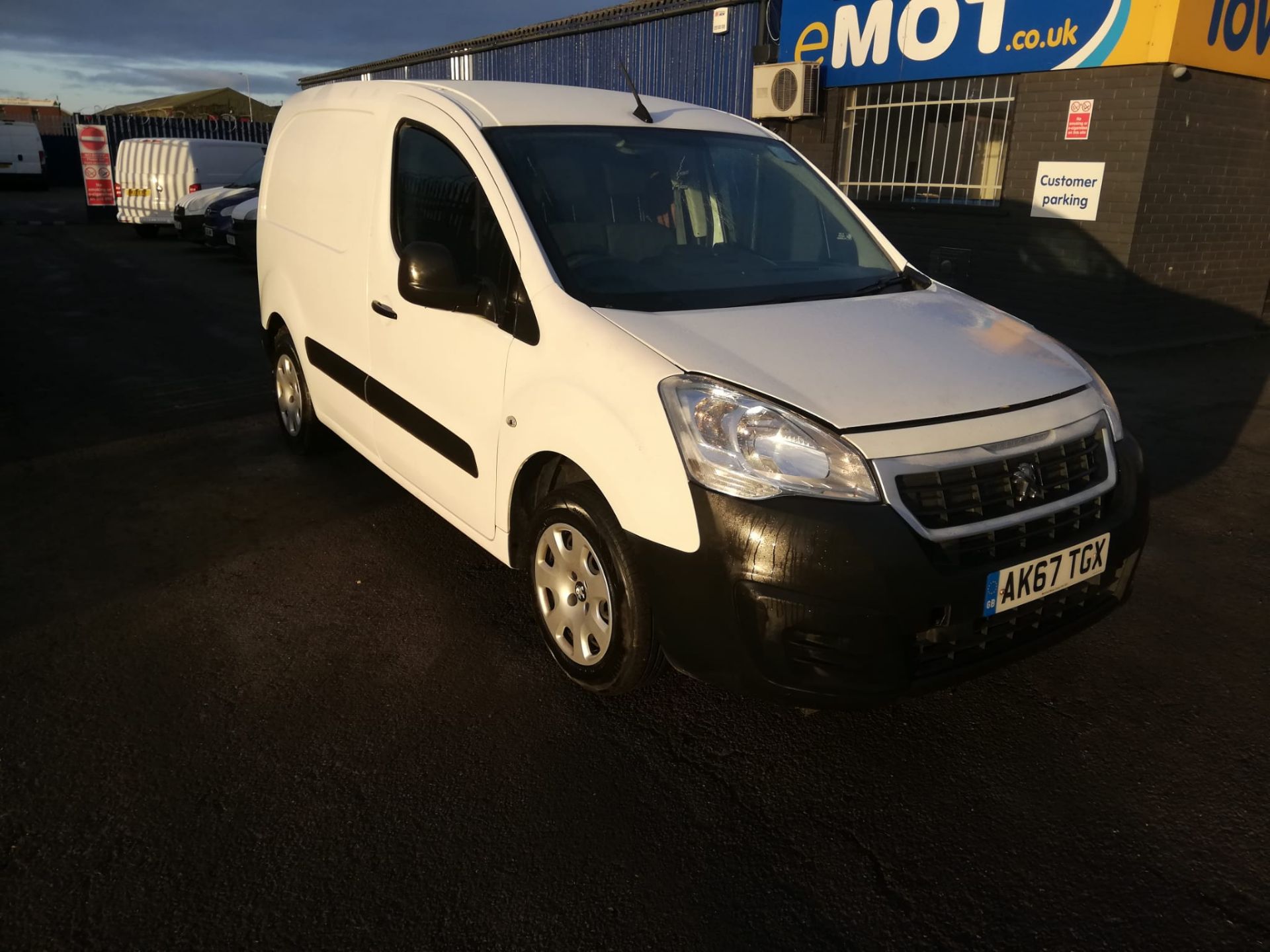 2017/67 PEUGEOT PARTNER PROFESSION L1 BLUE HDI WHITE PANEL VAN, 102K MILES, 3 SEATS *PLUS VAT*