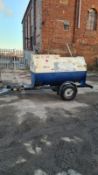 1000L TOWABLE FUEL BOWSER WITH MANUAL PUMP *PLUS VAT*