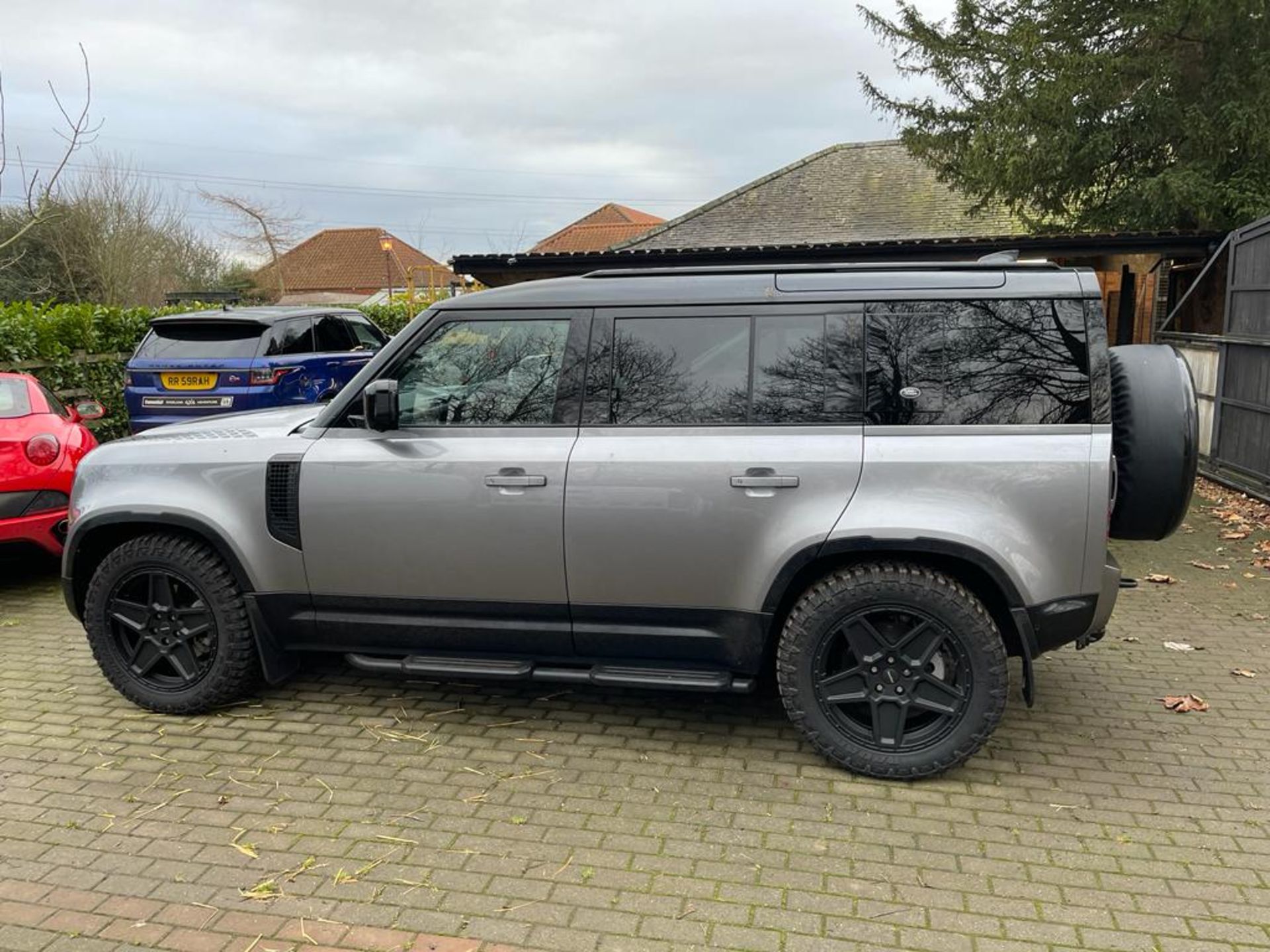 2021 LANDROVER DEFENDER 110 250D MHEV DYNAMIC X WITH AIR SUSPENSION, ONLY 4800 MILES *PLUS VAT* - Image 6 of 15