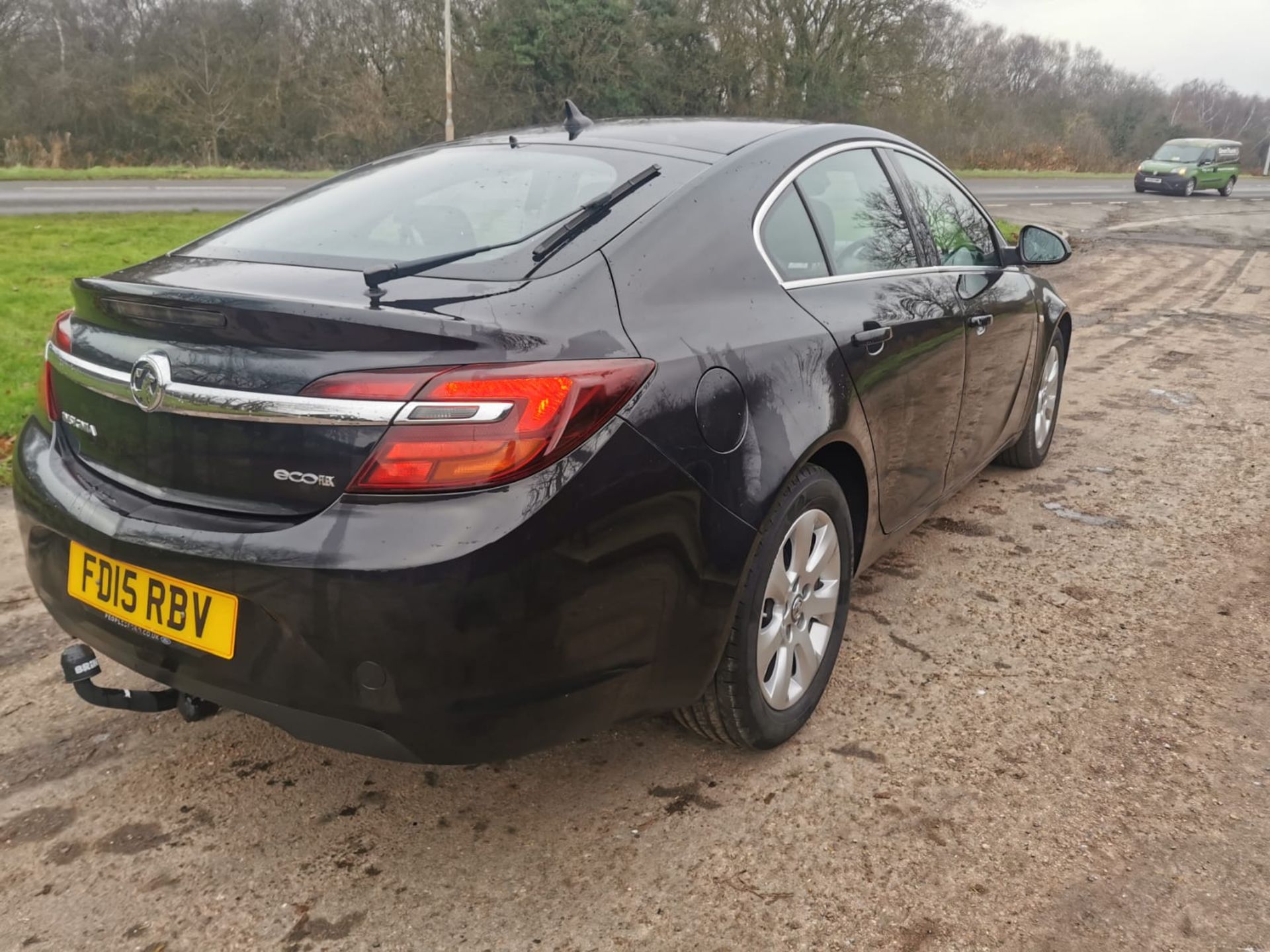 2015 VAUXHALL INSIGNIA TECHLINE CDTI ECO S/S BLACK HATCHBACK, 49,302 MILES *NO VAT* - Image 7 of 23