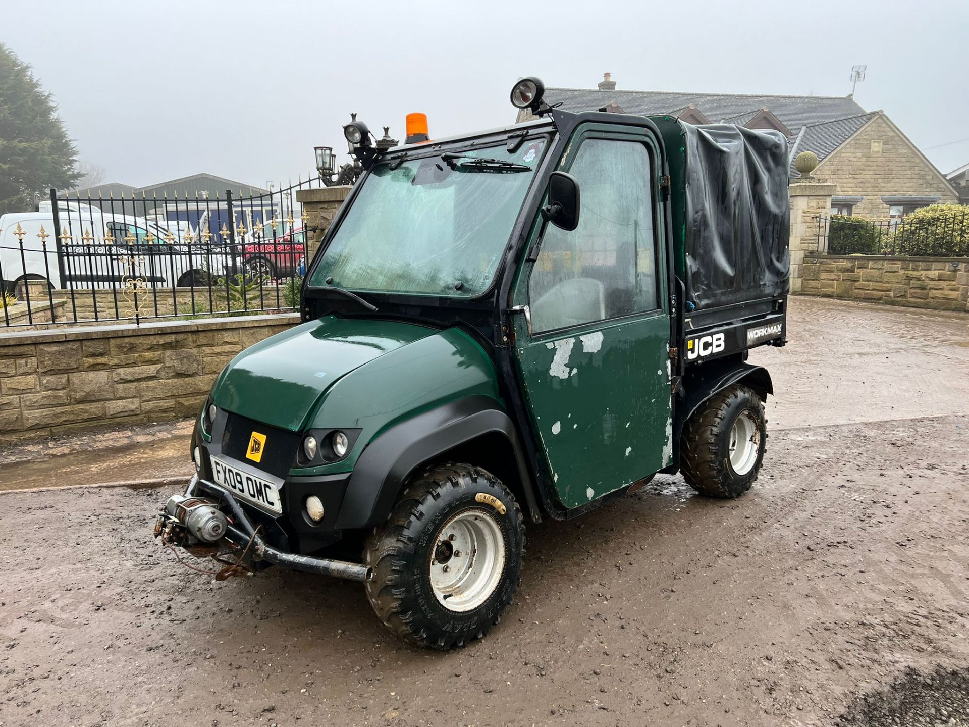 2009 JCB WORKMAX 1000D 4WD BUGGI, RUNS AND DRIVES, SHOWING A LOW 714 HOURS *PLUS VAT* - Image 2 of 15