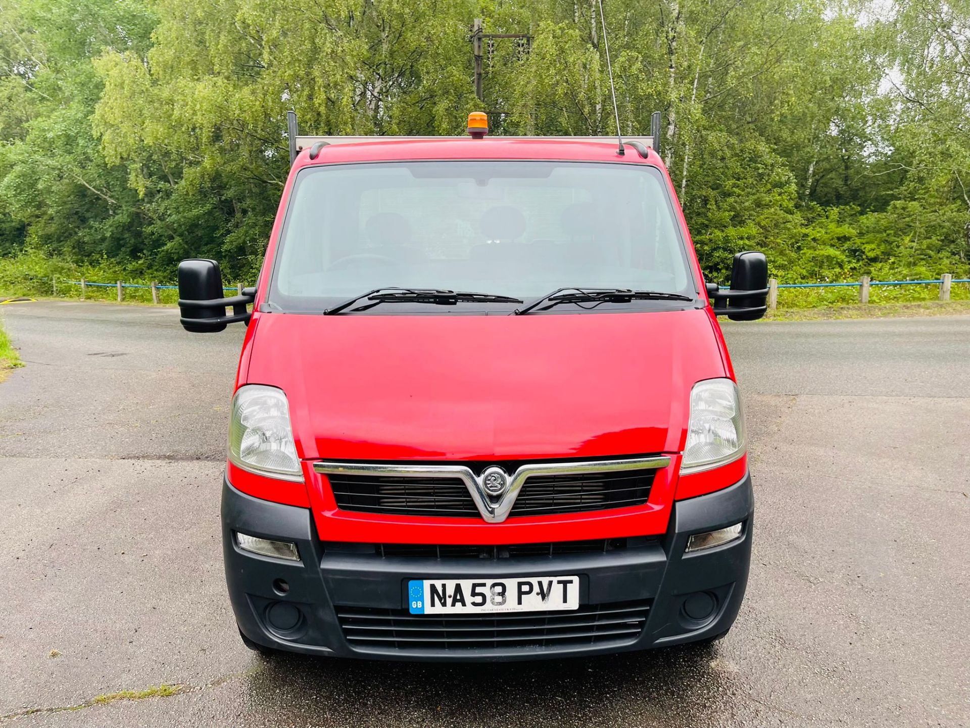 2009 VAUXHALL MOVANO 3500 CDTI MWB RED VAN, 131,283 MILES, 2464cc DIESEL ENGINE *NO VAT* - Image 2 of 12