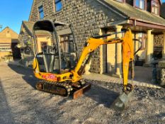 2010 JCB 8014 1.4 TON MINI DIGGER, RUNS DRIVES AND DIGS, SHOWING A LOW AND GENUINE 972 HOURS