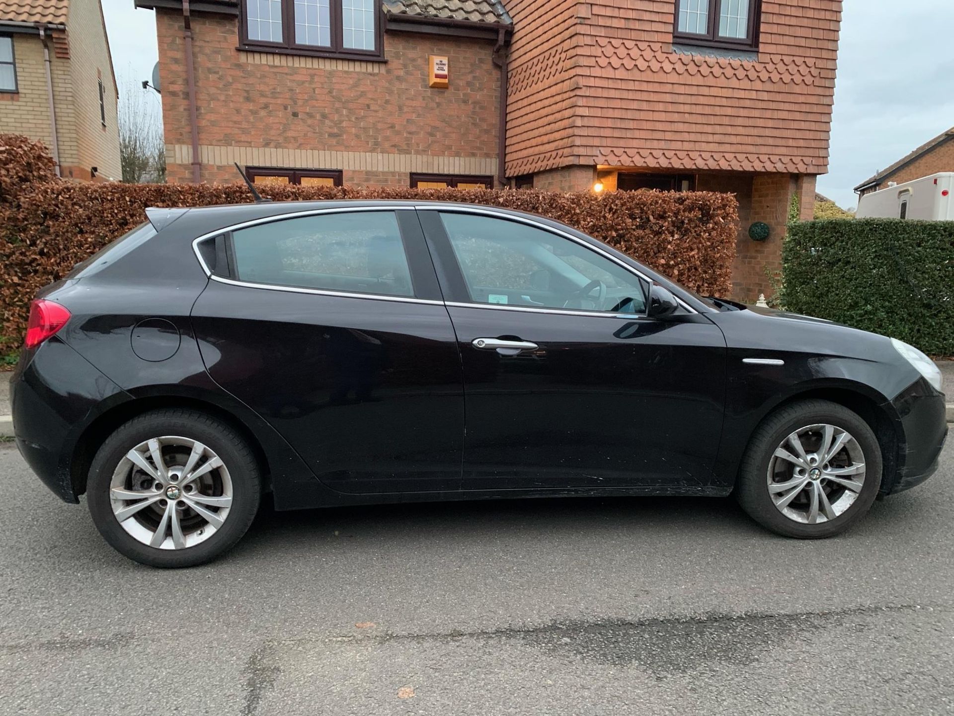 2011 ALFA ROMEO GIULIETTA LUSSO M-AIR TB BLACK HATCHBACK, 113K MILES *NO VAT* - Image 8 of 17