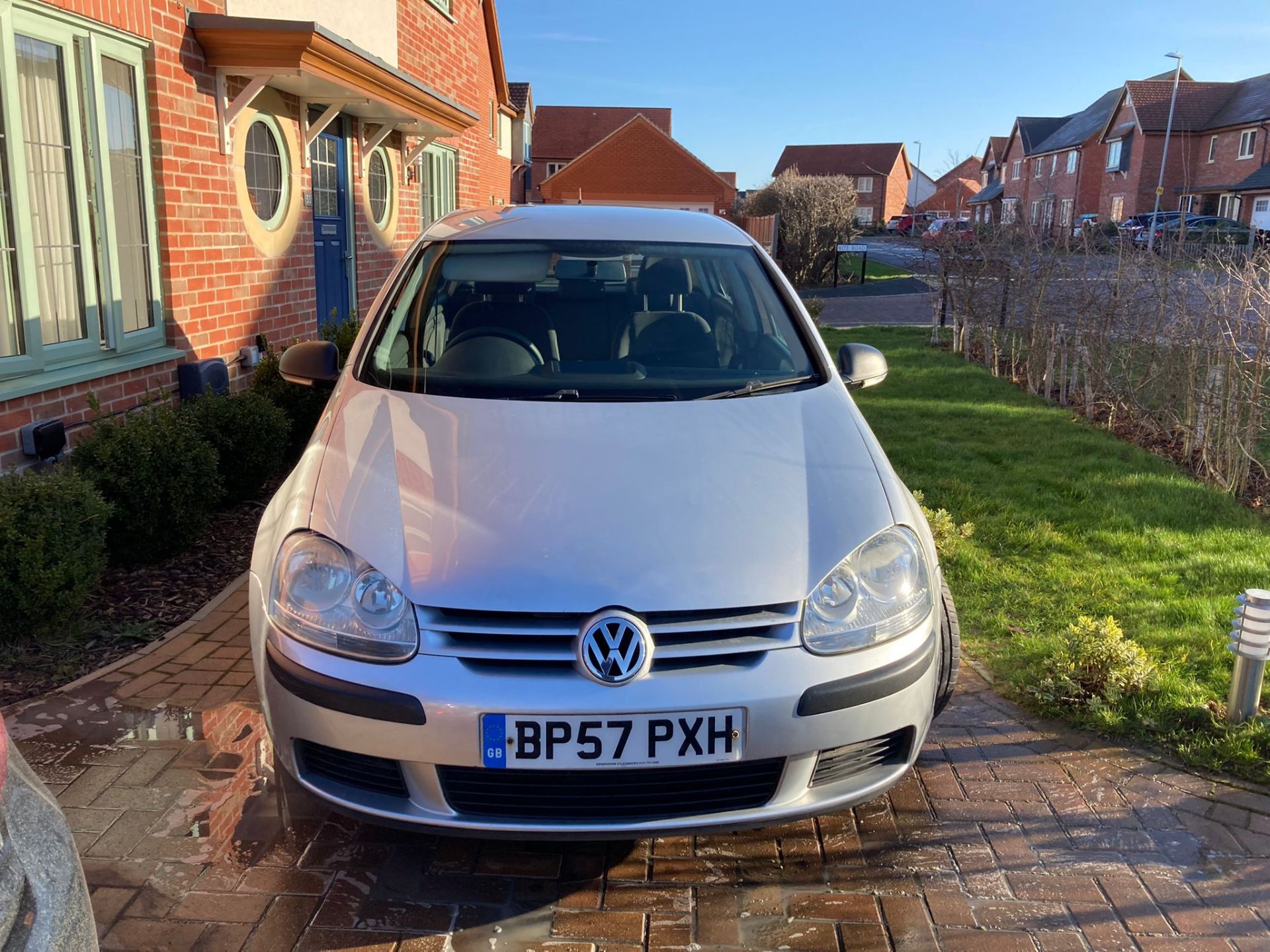 2007/57 VOLKSWAGEN GOLF S SDI SILVER 5 DOOR HATCHBACK, 159,480 MILES *NO VAT* - Image 2 of 10