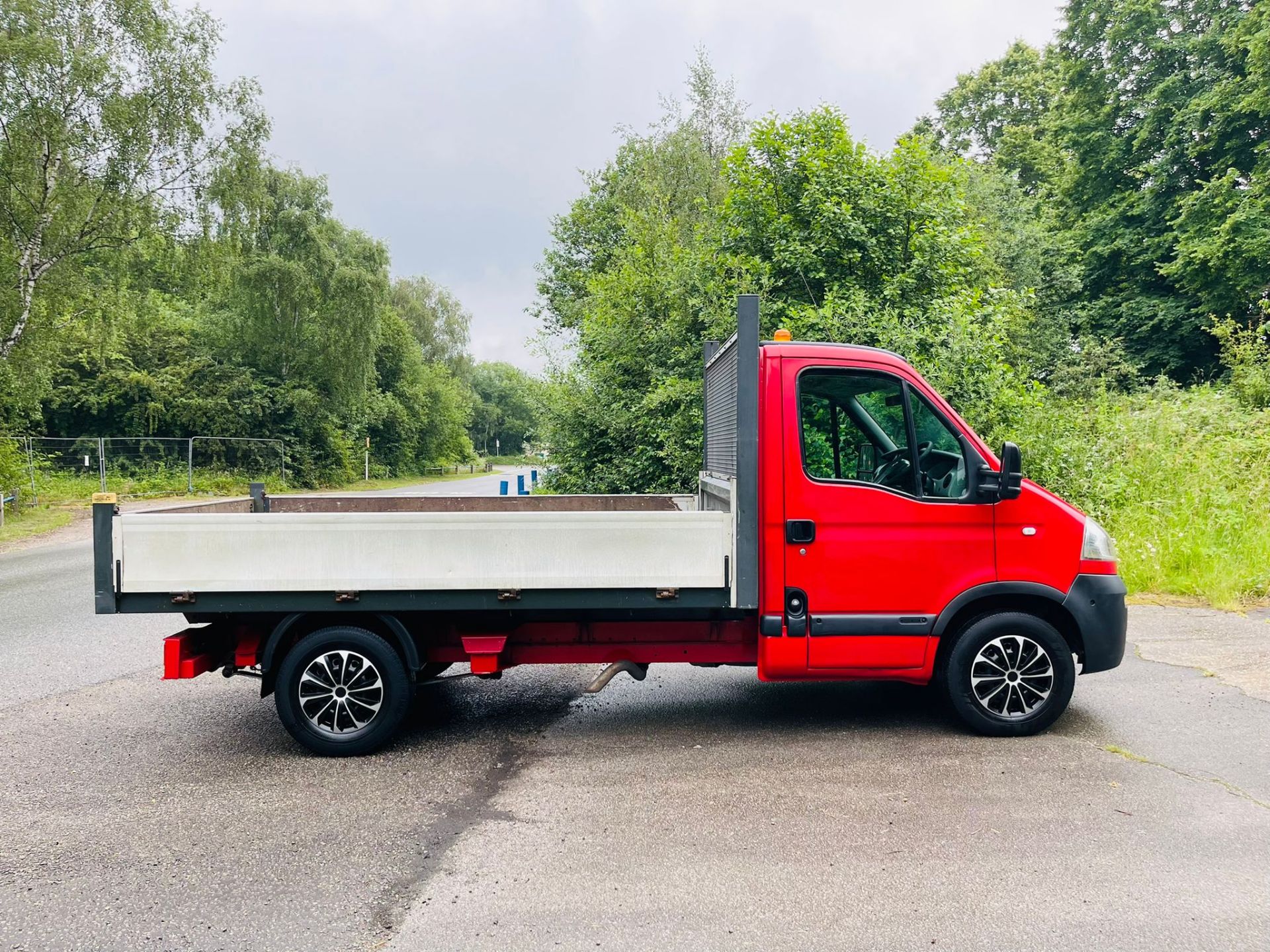 2009 VAUXHALL MOVANO 3500 CDTI MWB RED VAN, 131,283 MILES, 2464cc DIESEL ENGINE *NO VAT* - Image 8 of 12