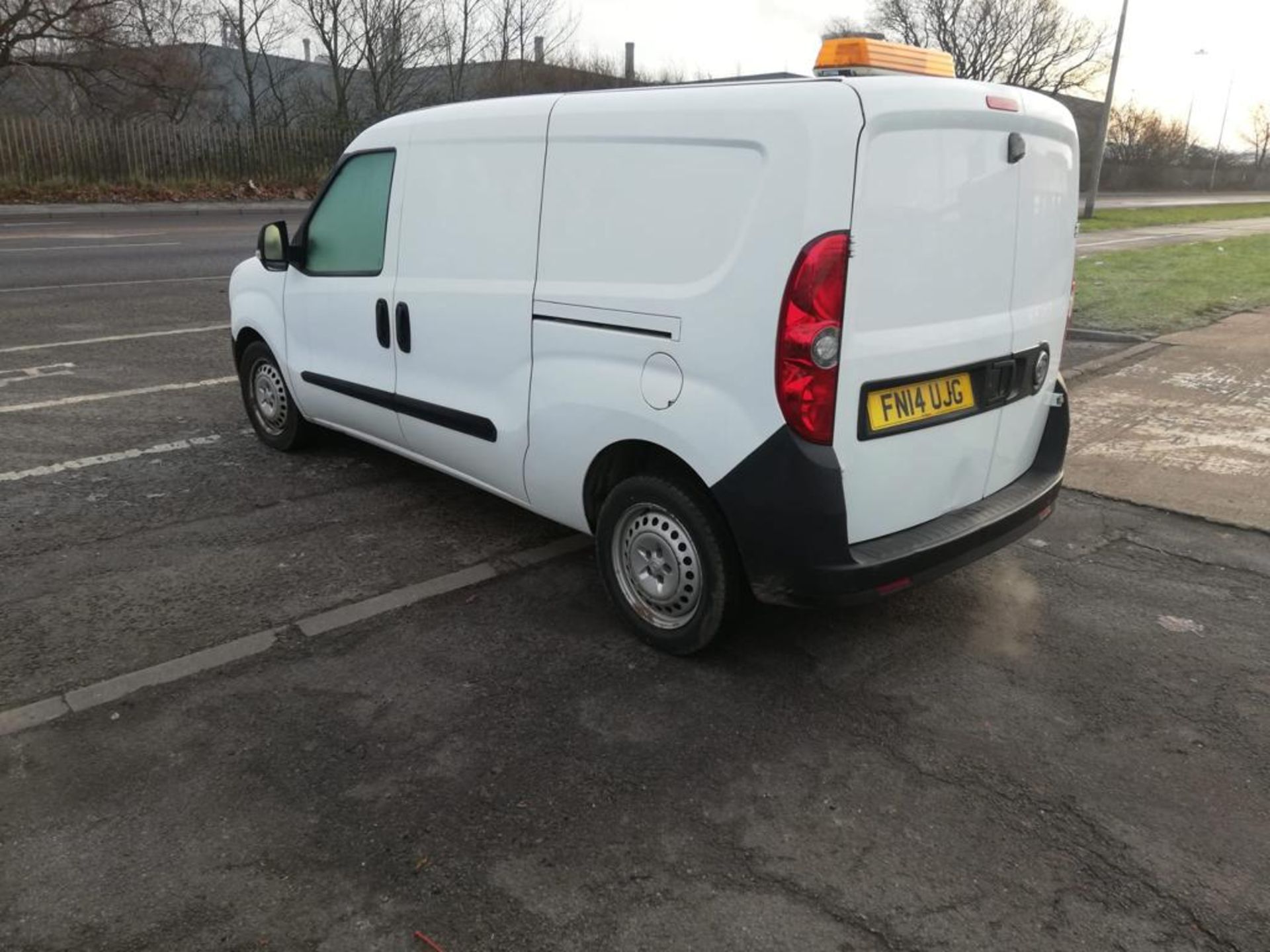 2014 VAUXHALL COMBO 2300 L2H1 CDTI SS E-FLEX LWB WHITE PANEL VAN, 98K MILES *PLUS VAT* - Image 5 of 10