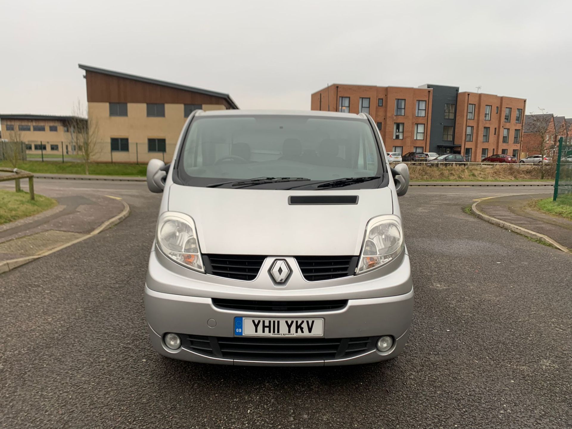 2011 RENAULT TRAFIC SL27 SPORT DCI 115 SILVER PANEL VAN, 134,138 MILES, 2.0 DIESEL *NO VAT* - Image 2 of 20