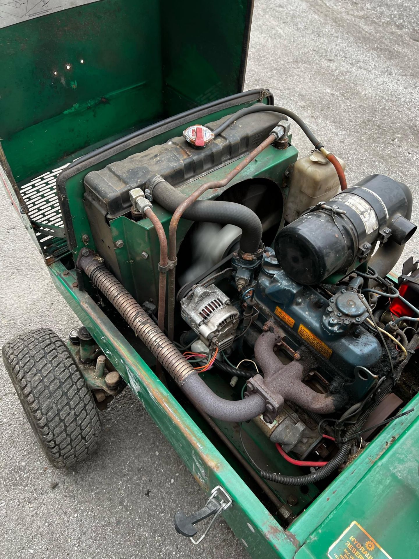 RANSOMES 6000 OUT FRONT MOWER, 4WD, 5ft CUT WIDTH, 3 CYLINDER KUBOTA DIESEL ENGINE *NO VAT* - Image 4 of 7