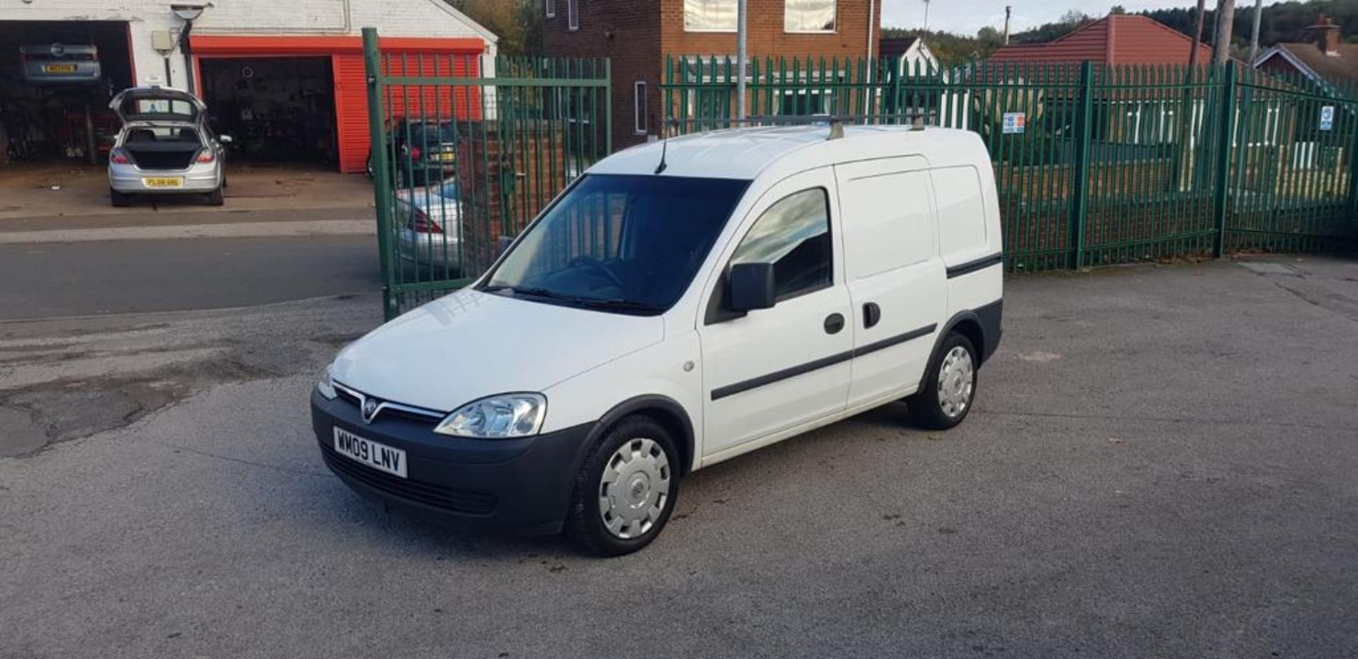 2009 VAUXHALL COMBO 2000 CDTI WHITE VAN, 147,598 MILES, 1248cc DIESEL ENGINE *NO VAT* - Image 3 of 12