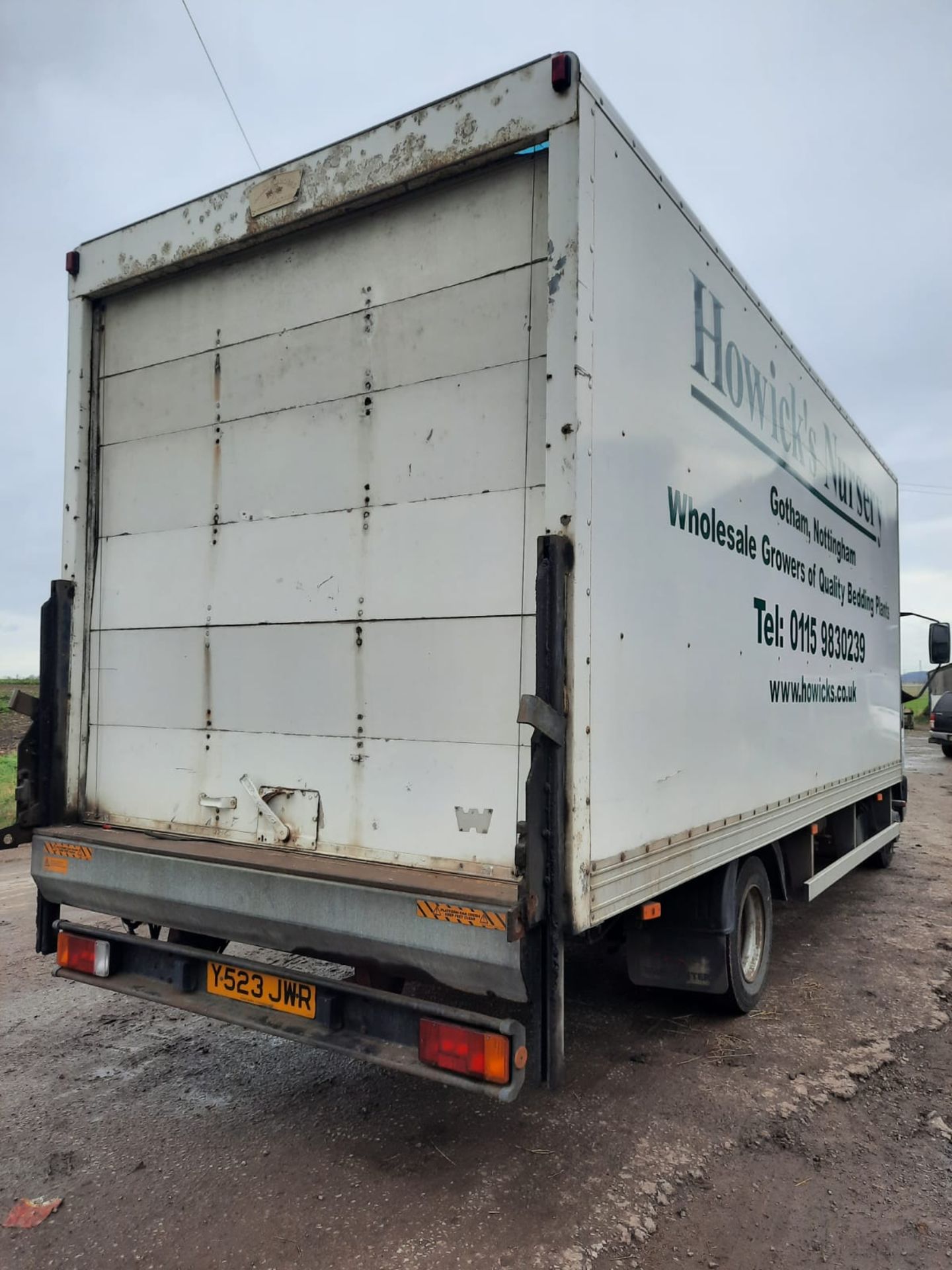 2001 IVECO 75E17 WHITE LORRY, 20ft BOX, 2 OWNERS FROM NEW, RECENT ENGINE, 470km *NO VAT* - Image 3 of 7