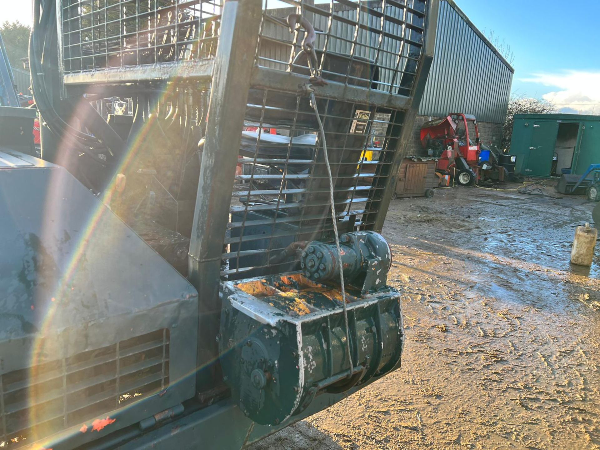 KUBOTA 3 TON TRACKED DUMPER / LOG FORWARDER WITH CRANE / TIMBER GRAB AND FRONT WINCH *PLUS VAT* - Image 16 of 16