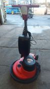 FLOOR SCRUBBER / POLISHER, WORKING, WITH BUFFING PADS *PLUS VAT*