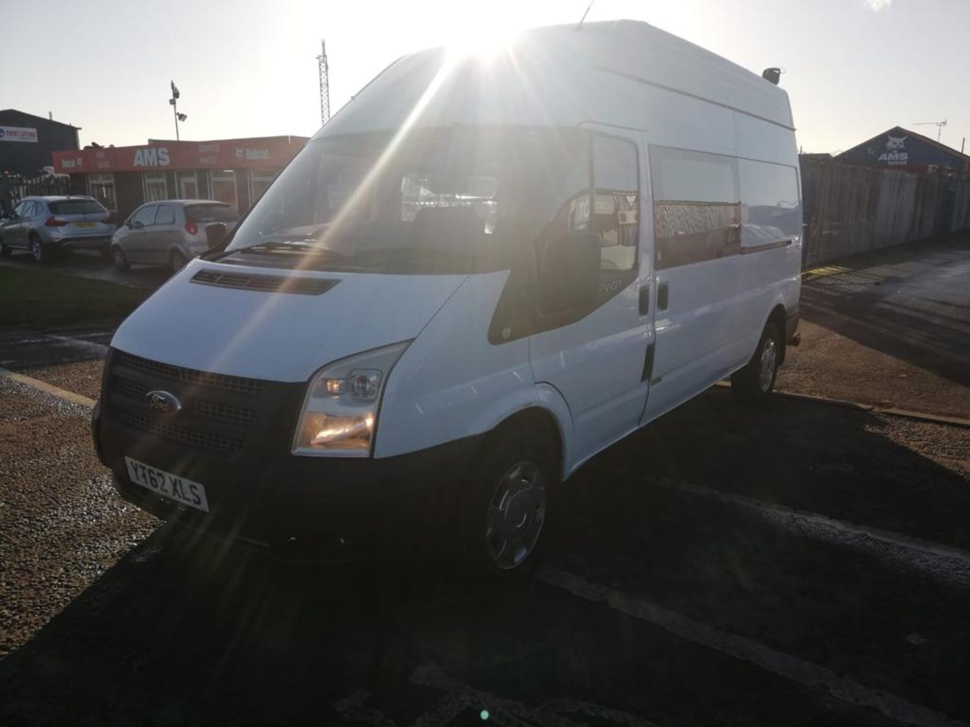 2012 FORD TRANSIT 100 T350 RWD WHITE WELFARE VAN, 125K MILES, 2.2 DIESEL, 6 SEATS *PLUS VAT* - Image 3 of 11