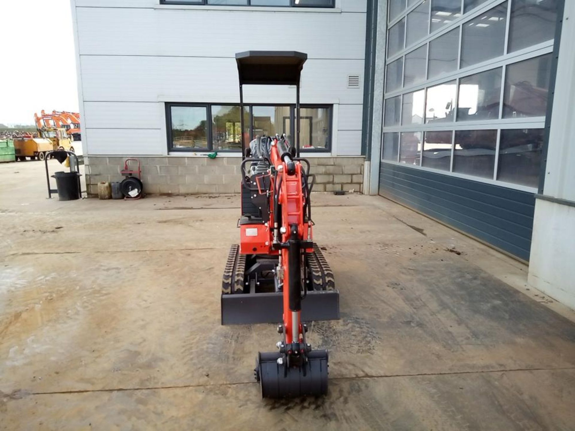 BRAND NEW 2021 RHINOCEROS MINI DIGGER XN10, 2 KEYS, C/W 1yr MANUFACTURES WARRANTY *PLUS VAT* - Image 2 of 13