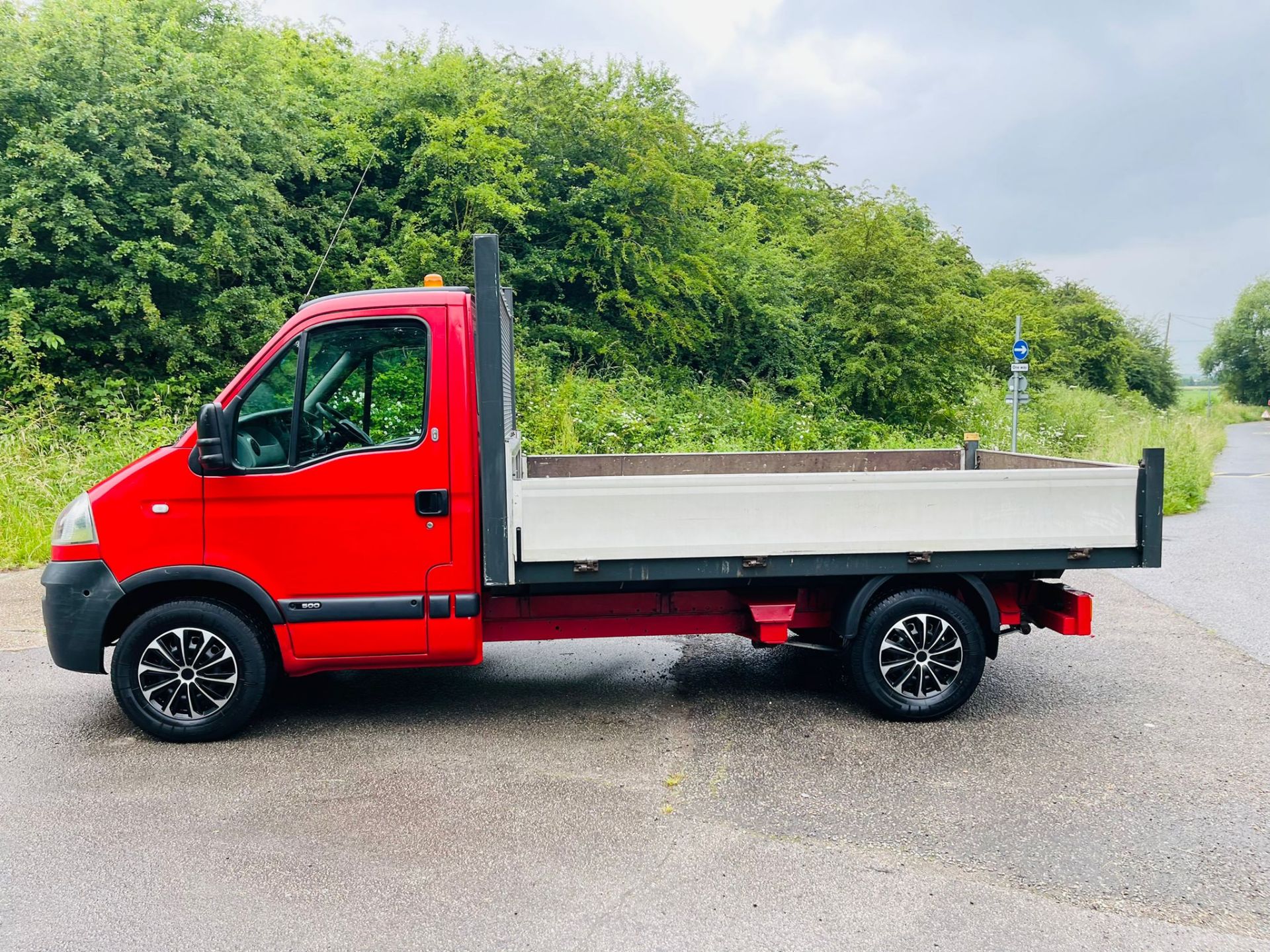 2009 VAUXHALL MOVANO 3500 CDTI MWB RED VAN, 131,283 MILES, 2464cc DIESEL ENGINE *NO VAT* - Image 4 of 12