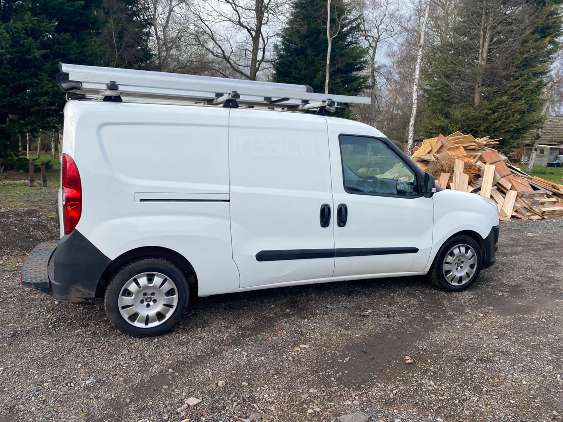 2014/64 FIAT DOBLO 16V MULTIJET WHITE LWB PANEL VAN, 1.6 DIESEL, 70K MILES WITH FSH *PLUS VAT* - Image 6 of 8