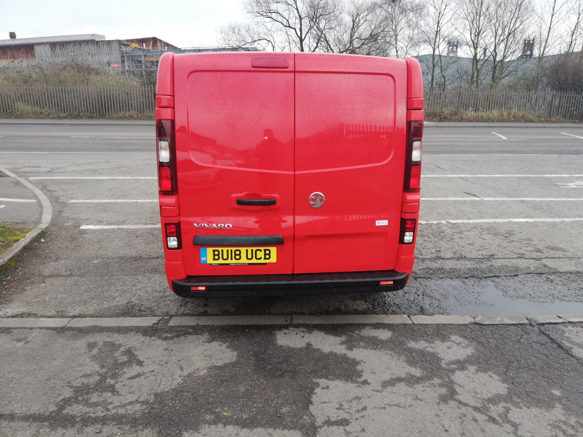 2018 VAUXHALL VIVARO 2700 CDTI RED PANEL VAN, 131K MILES, 1.6 DIESEL, EURO 6 *PLUS VAT* - Image 6 of 10