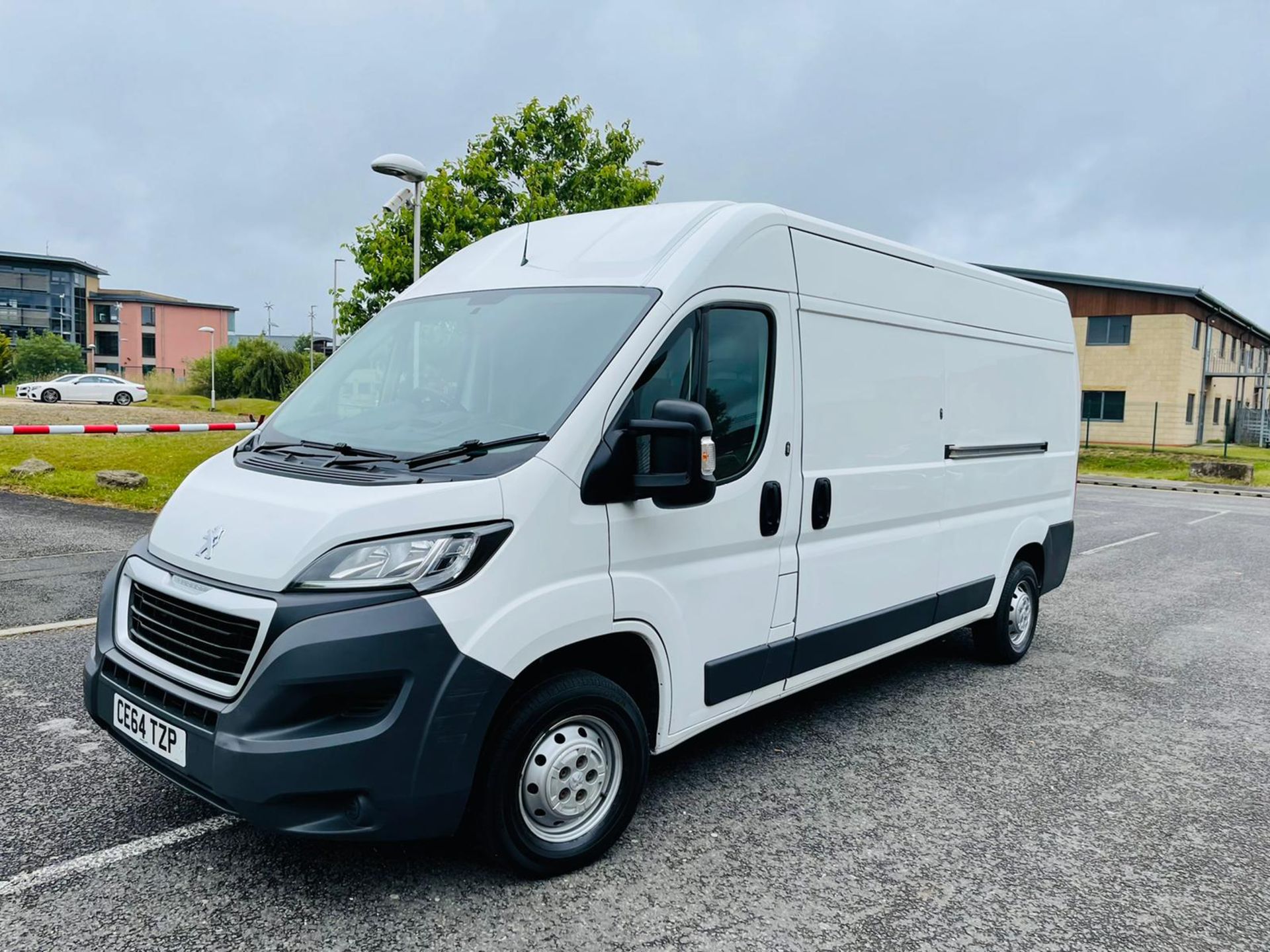 2014 PEUGEOT BOXER 335 PROFESSIONAL L3H2 HDI, AIR CON 133,247 MILES, 2.2 DIESEL ENGINE *NO VAT*