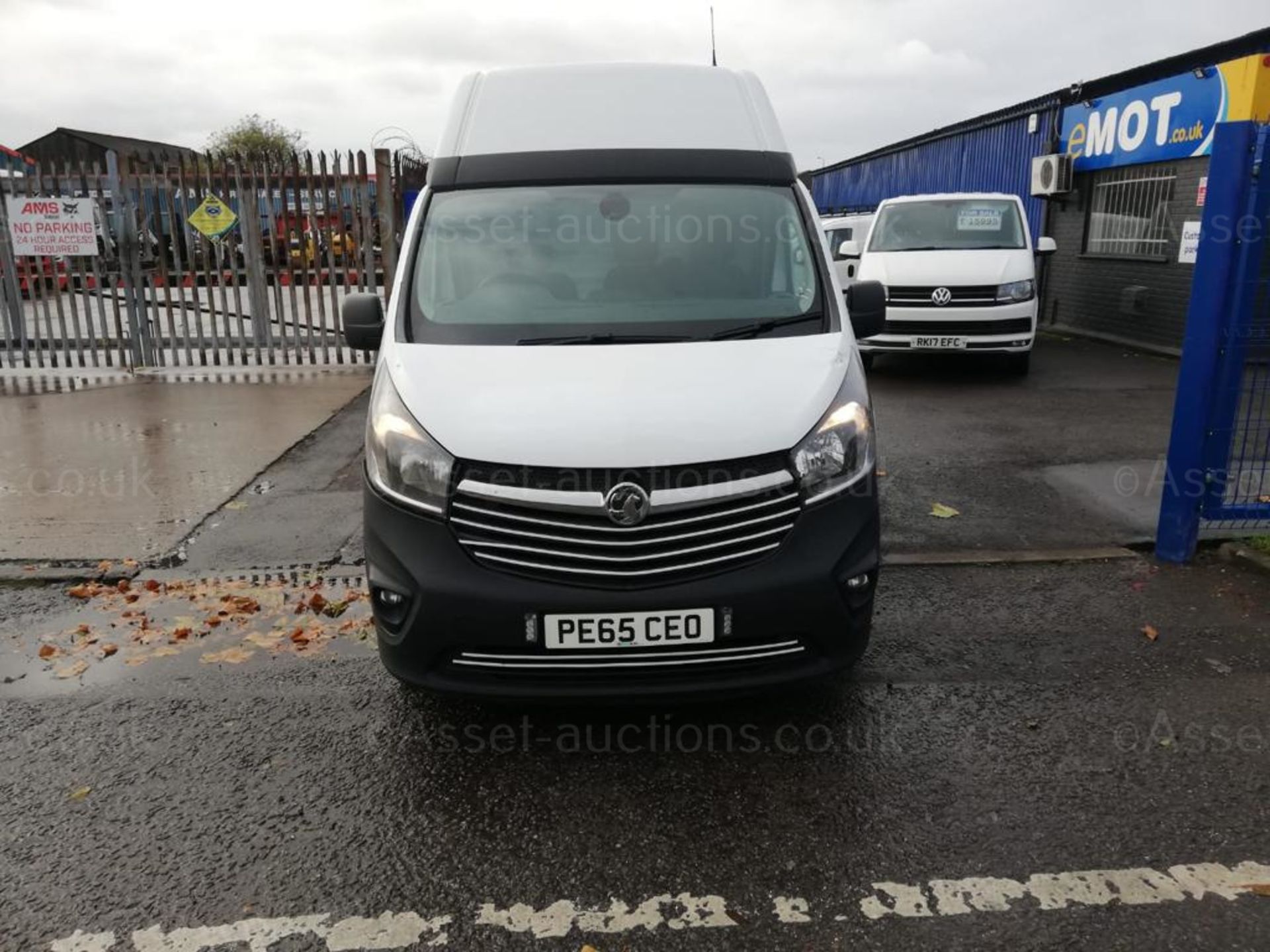 2015/65 VAUXHALL VIVARO 2900 BT PV CDTI ECO S/S WHITE PANEL VAN, 126K MILES, 1.6 DIESEL *PLUS VAT* - Image 2 of 5