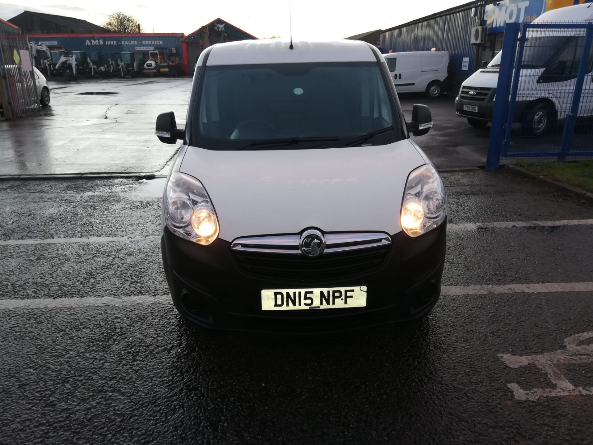 2015 VAUXHALL COMBO 2300 L2H1 CDTI SS E-FLEX L2 LWB WHITE PANEL VAN, 92K MILES *PLUS VAT* - Image 2 of 11