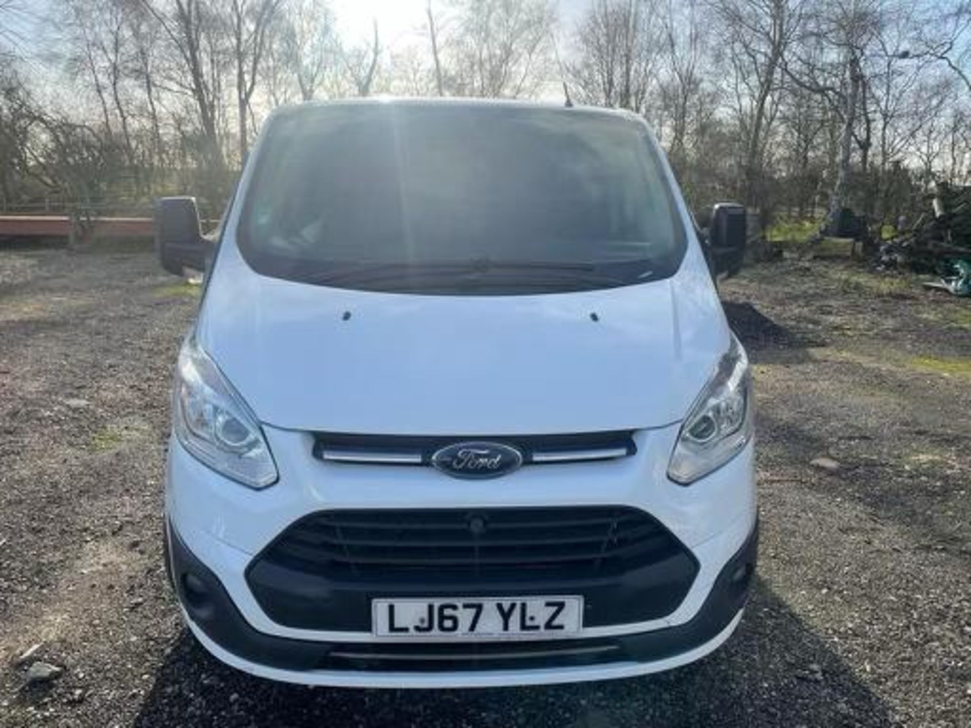 2017/67 FORD TRANSIT CUSTOM 290 TREND EURO 6 WHITE PANEL VAN, 137K MILES, PLY LINED, SAT NAV - Image 2 of 11