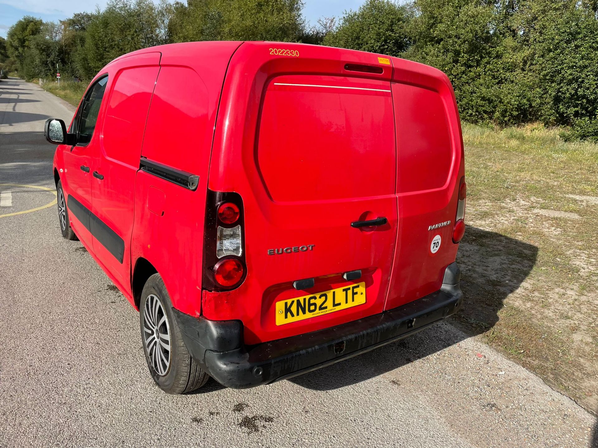 2012 PEUGEOT PARTNER 625 S L1 HDI RED PANEL VAN, 91,198 MILES, 1.6 DIESEL ENGINE *NO VAT* - Image 7 of 18