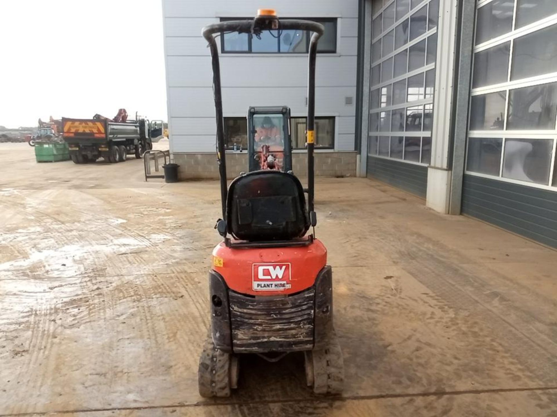 2017 KUBOTA K008-3 MICRO / MINI DIGGER, RUBBER TRACKS, BLADE,PIPED, 175hrs, EXPANDABLE UNDERCARRIAGE - Image 5 of 12