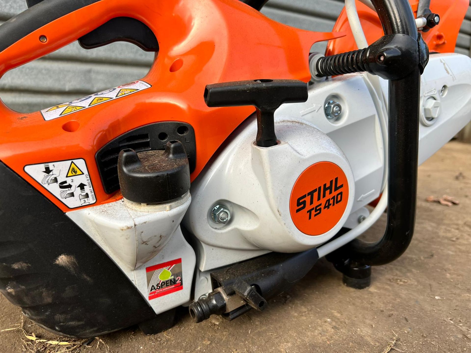 NEW AND UNUSED STIHL TS410 PETROL DISC CUTTER, MANUFACTURED 11/2021, C/W NEW 12" DIAMOND BLADE - Image 7 of 8