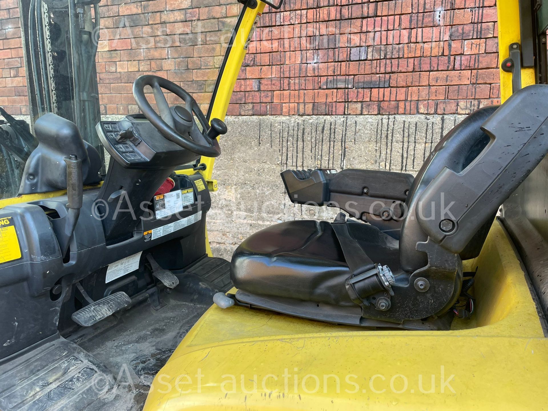 HYSTER 4 TON FORKLIFT, MODEL H4 0FT5, YEAR 2008, 16ft REACH, TRIPE MAST *PLUS VAT* - Image 13 of 15