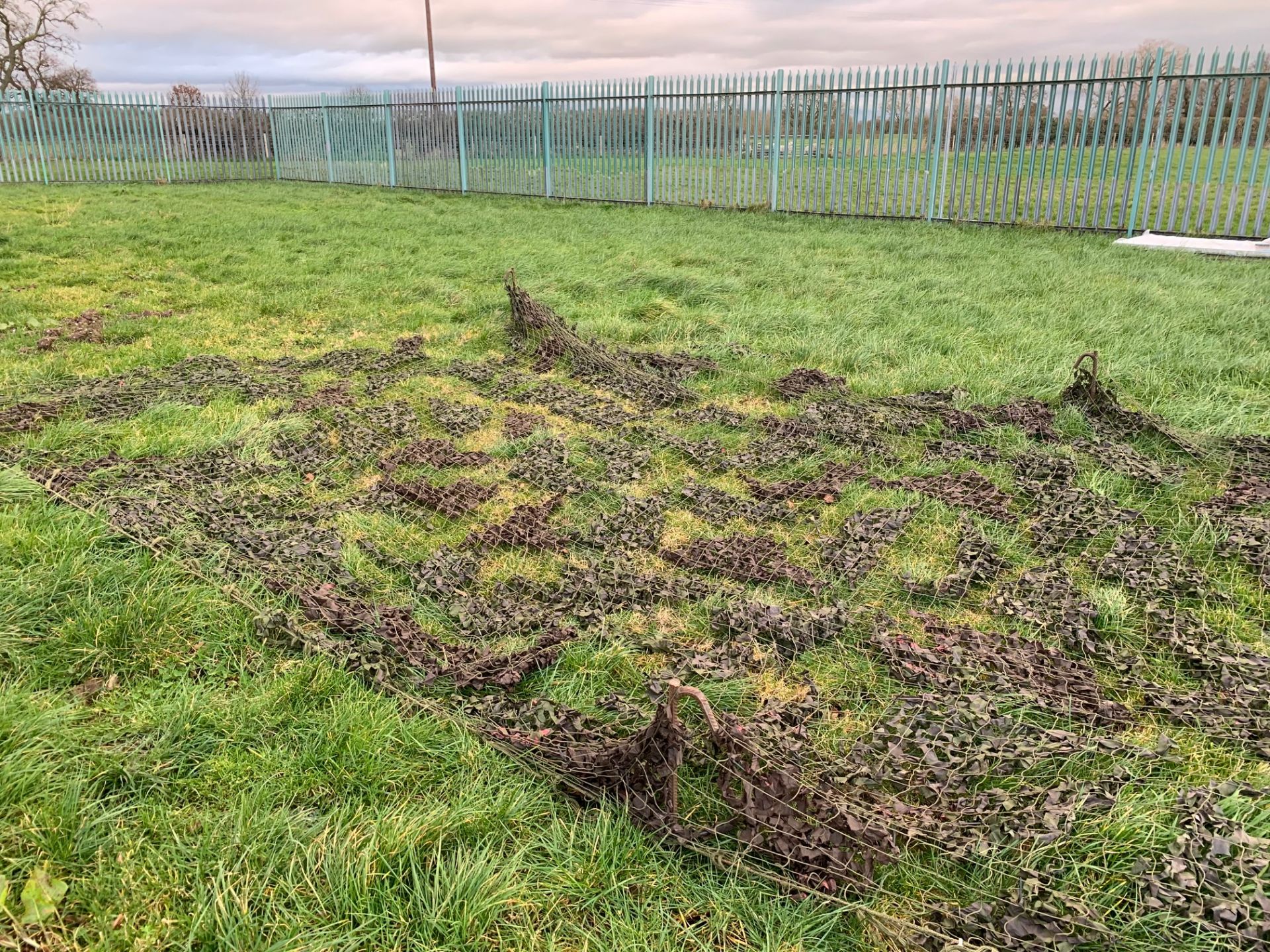 ASSAULT COURSE CAMO STYLE NETTING - Image 3 of 3