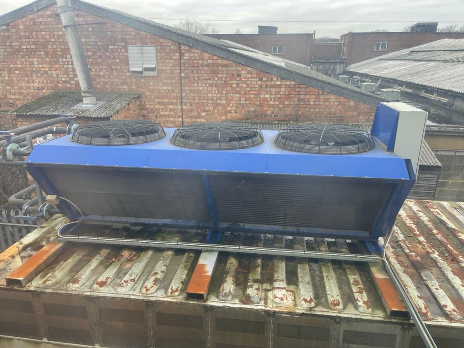 LARGE CHILLER, NO RESERVE *PLUS VAT*