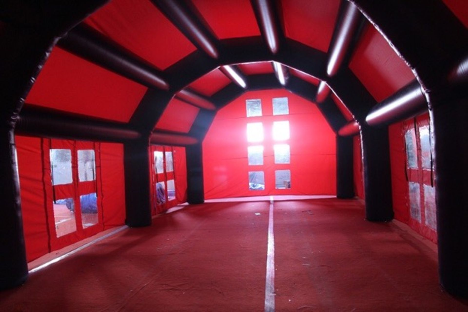 INFLATABLE MARQUEE WITH 6 REMOVEABLE DOORS, 15m LONG x 6m WIDE x 4.5 TO THE HIGHEST POINT *PLUS VAT* - Image 4 of 10