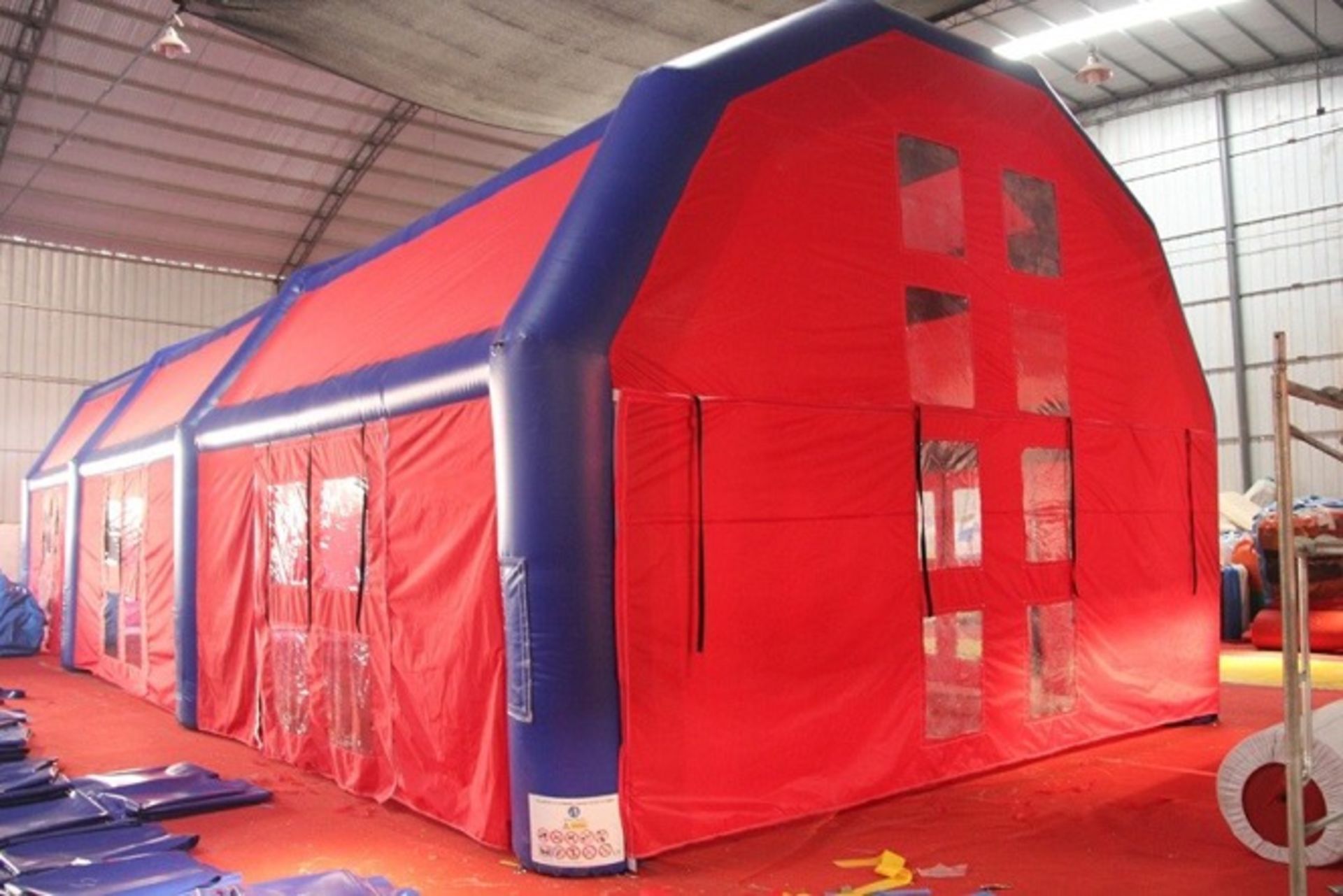 INFLATABLE MARQUEE WITH 6 REMOVEABLE DOORS, 15m LONG x 6m WIDE x 4.5 TO THE HIGHEST POINT *PLUS VAT* - Image 3 of 10