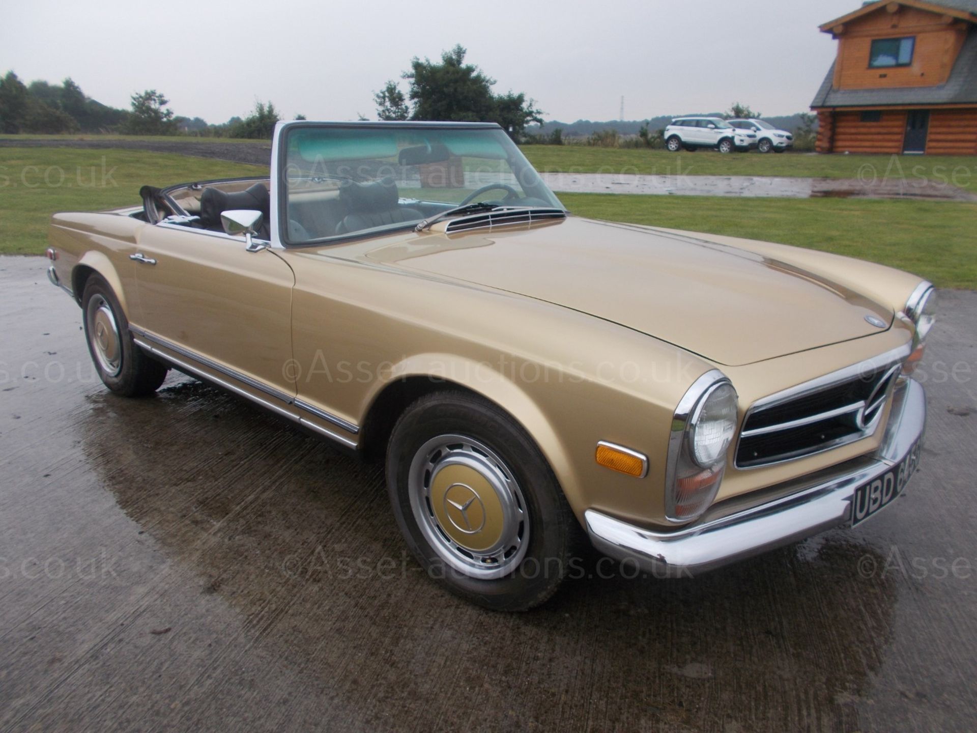 1969 MERCEDES 280SL PAGODA, AUTOMATIC, HARD/SOFT TOPS, LEFT HAND DRIVE, AMERICAN IMPORT *NO VAT* - Image 2 of 38