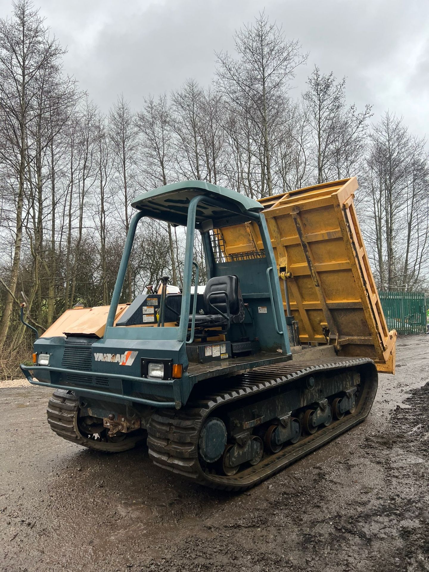 YANMAR C50R-2 TRACKED DUMPER, IN GOOD CONDITION *PLUS VAT* - Image 5 of 7