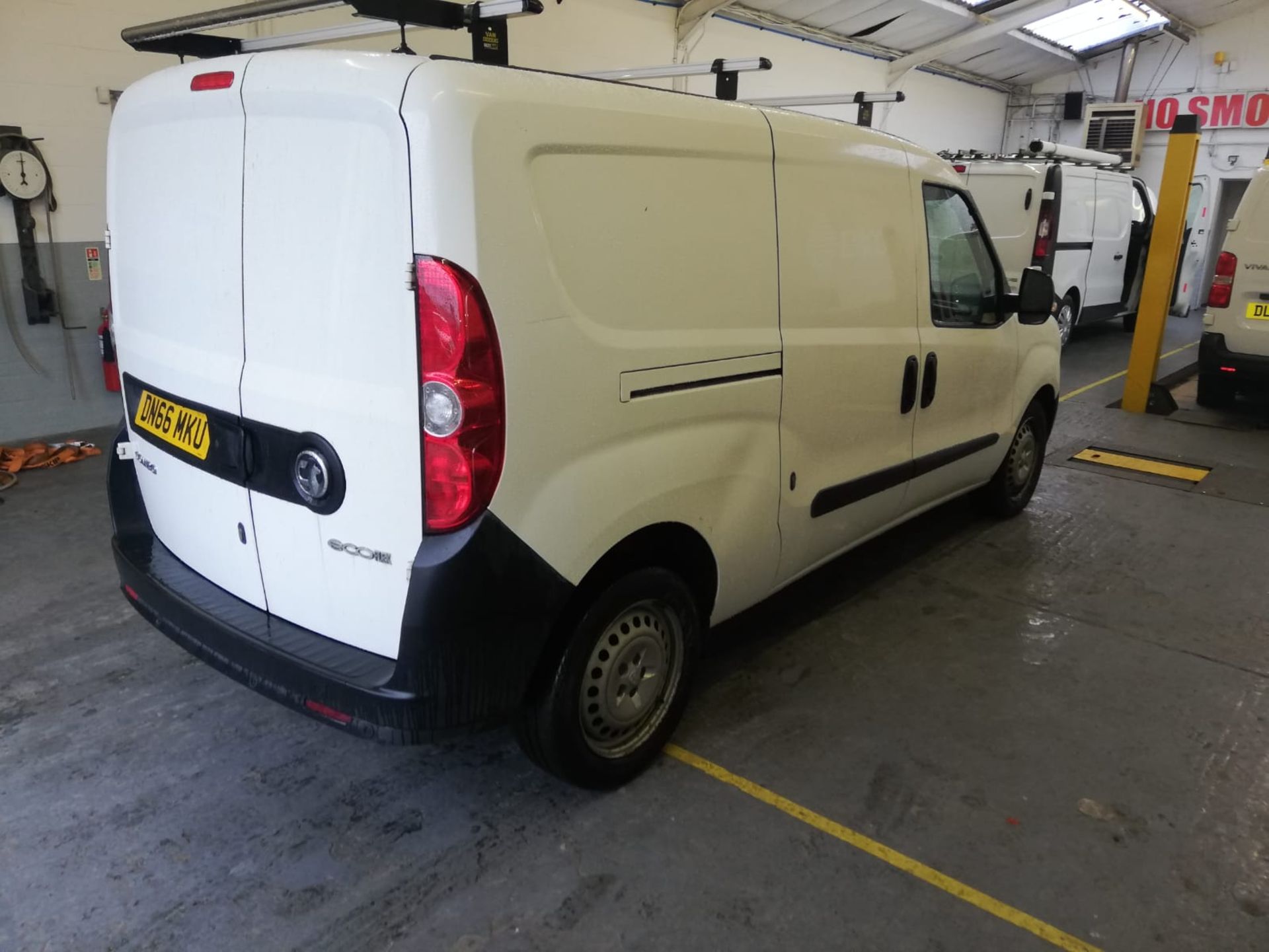 2016/66 VAUXHALL COMBO 2300 CDTI ECOFLEX S/S EURO 6 PANEL VAN, 94K MILES *PLUS VAT* - Image 7 of 8