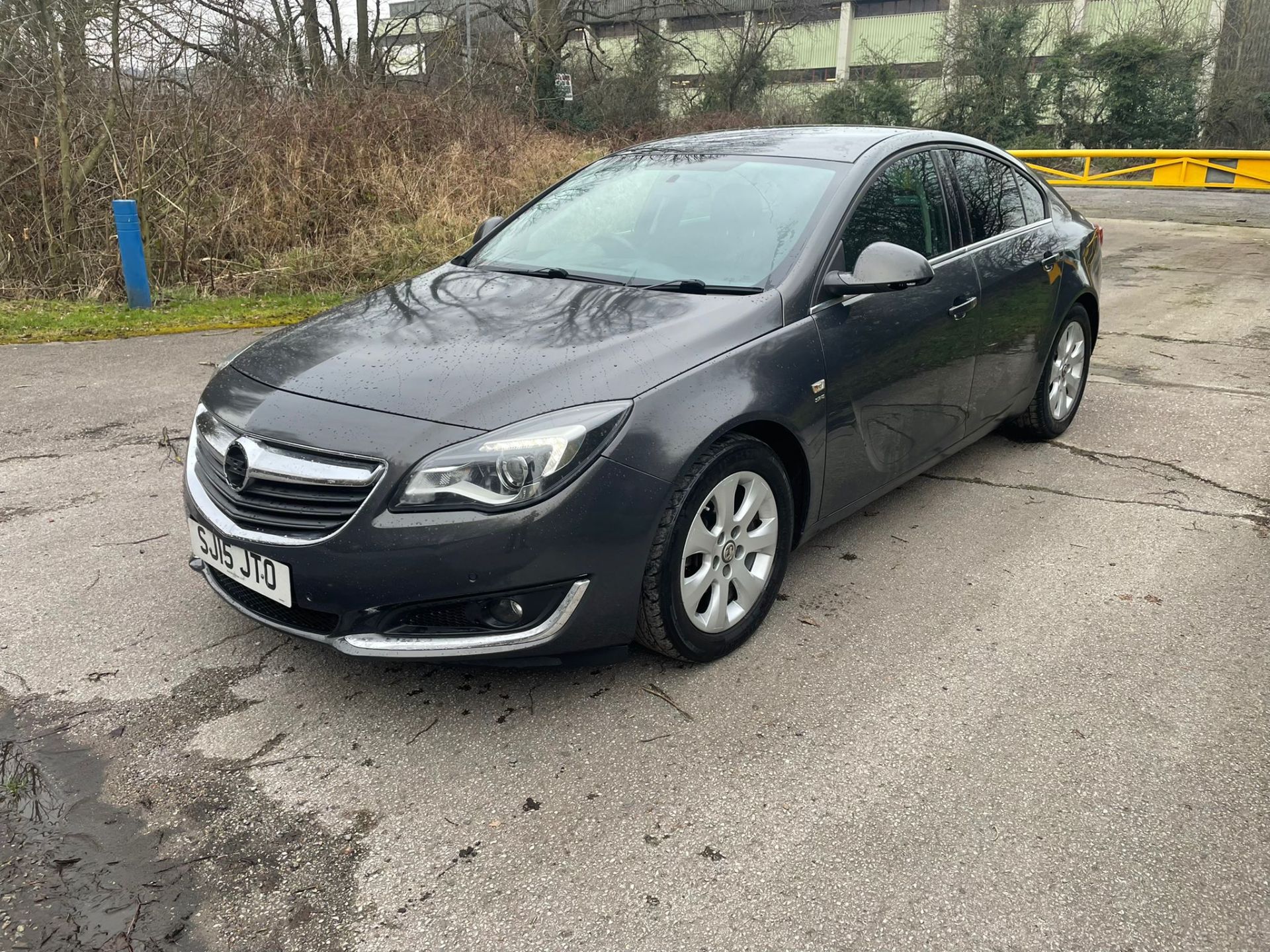 2015 VAUXHALL INSIGNIA SRI NAV CDTI ECO S/S GREY HATCHBACK, 109,369 MILES *NO VAT* - Image 3 of 24