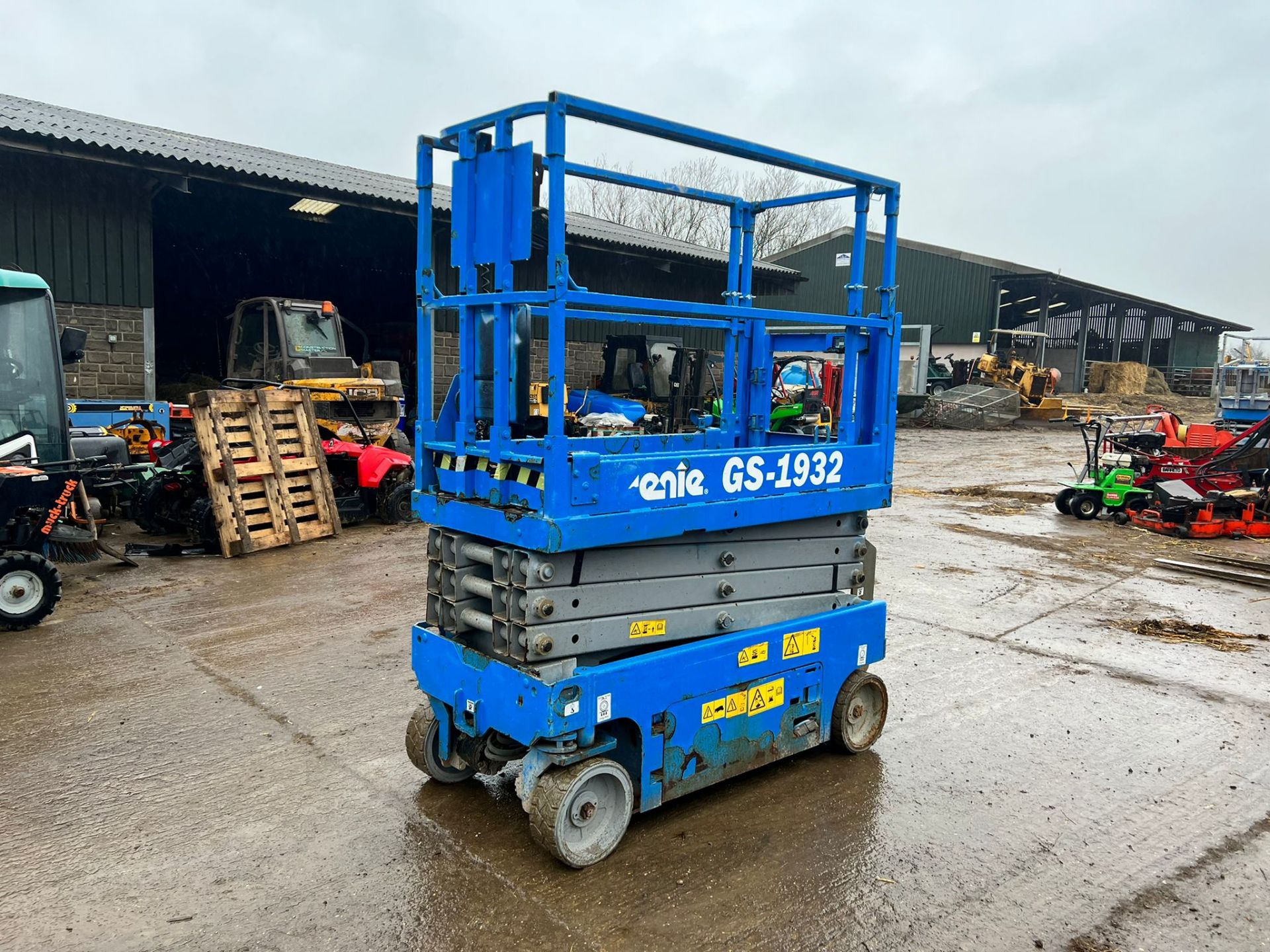 2014 Genie-GS1932 Electric Scissor Lift, Drives And Lifts, Showing A Low 243 Hours! *PLUS VAT* - Image 2 of 11