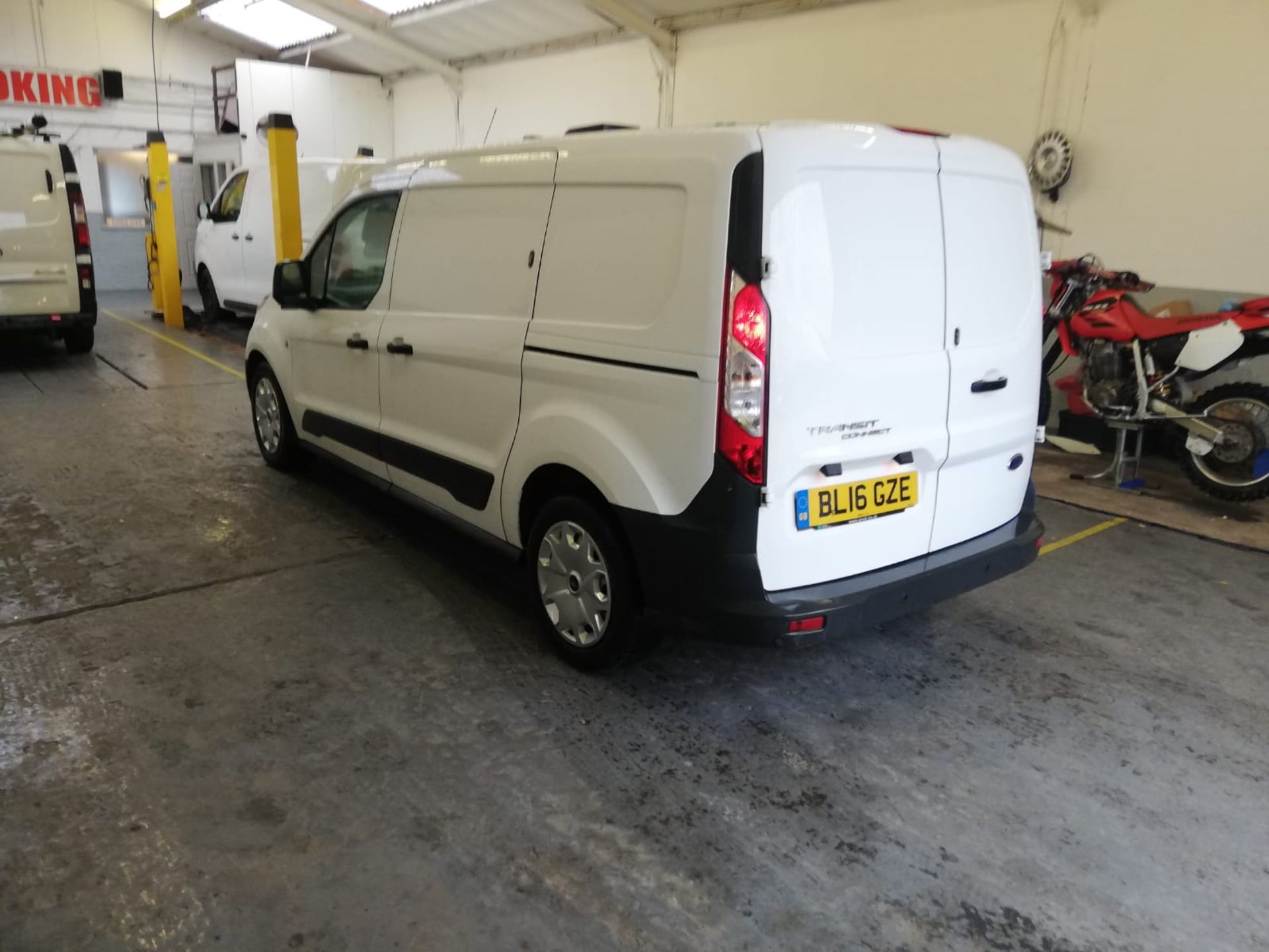 2016/16 FORD TRANSIT CONNECT 240 LWB, 1.5 DIESEL, 126K MILES *PLUS VAT* - Image 5 of 8